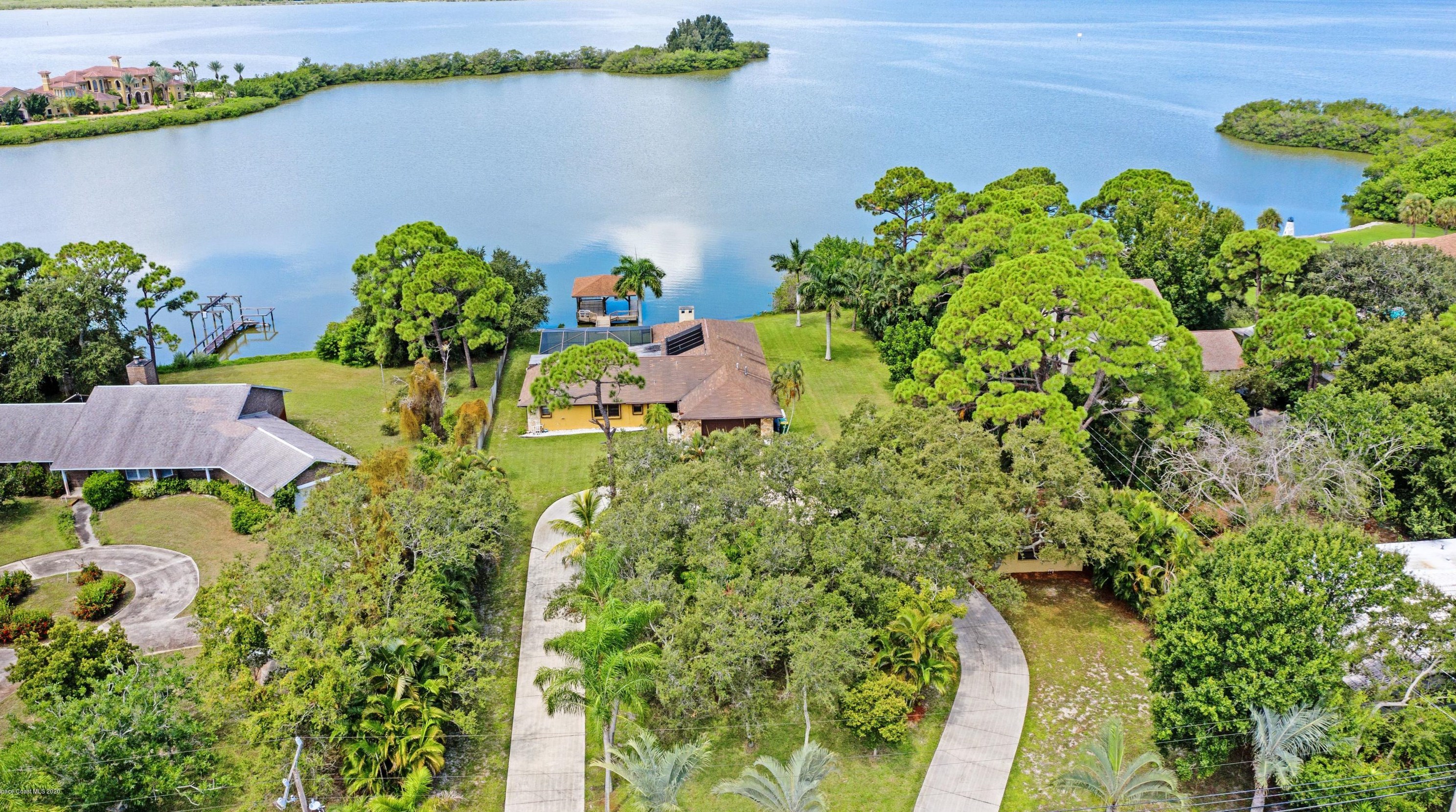 1325 Newfound Harbor Dr, Merritt Island, FL 32952