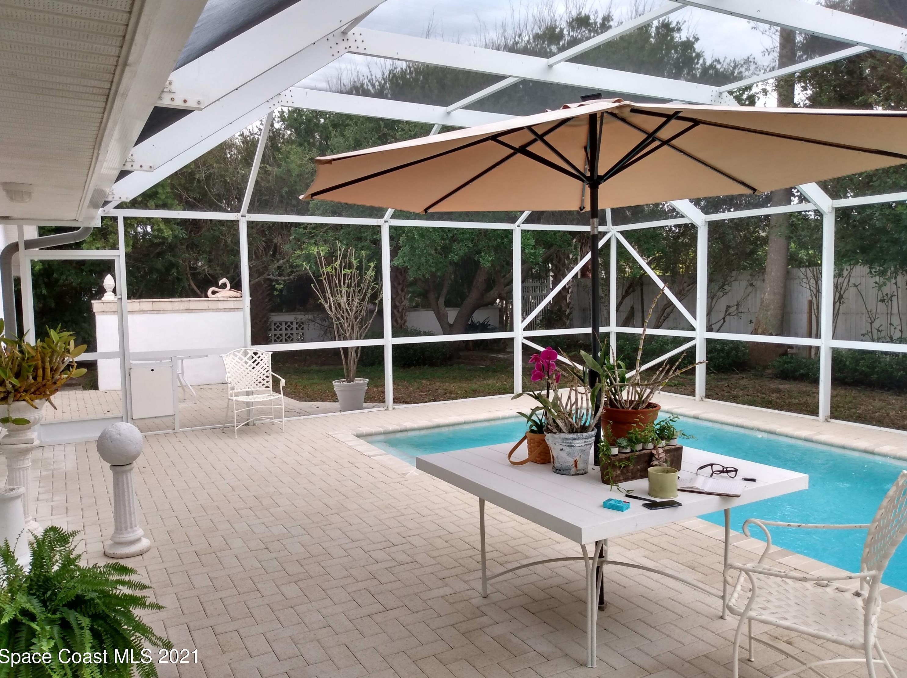 205 Surf Rd, Melbourne, FL 32951-2332