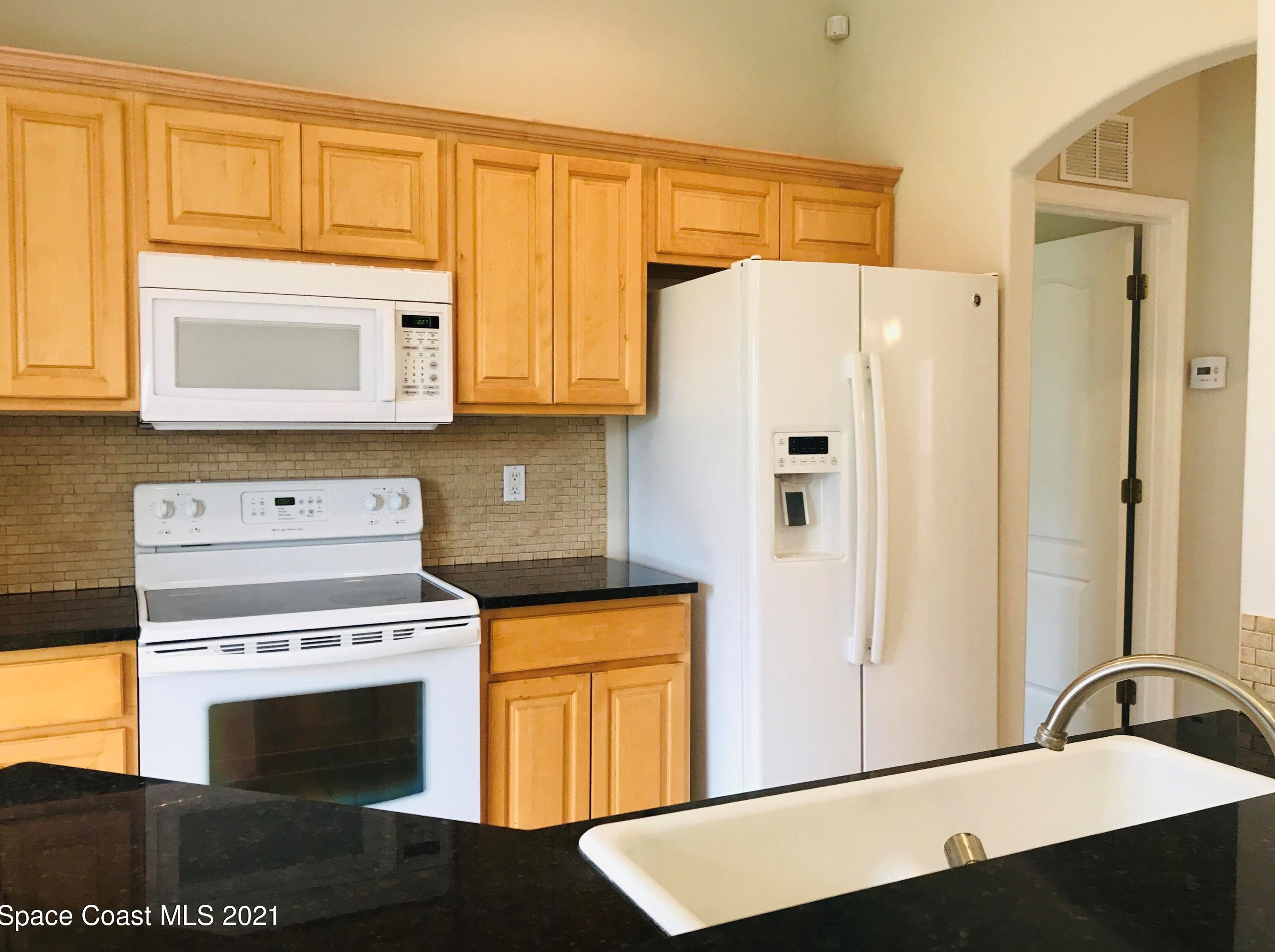 1645 Oceana Dr, Merritt Island, FL 32952