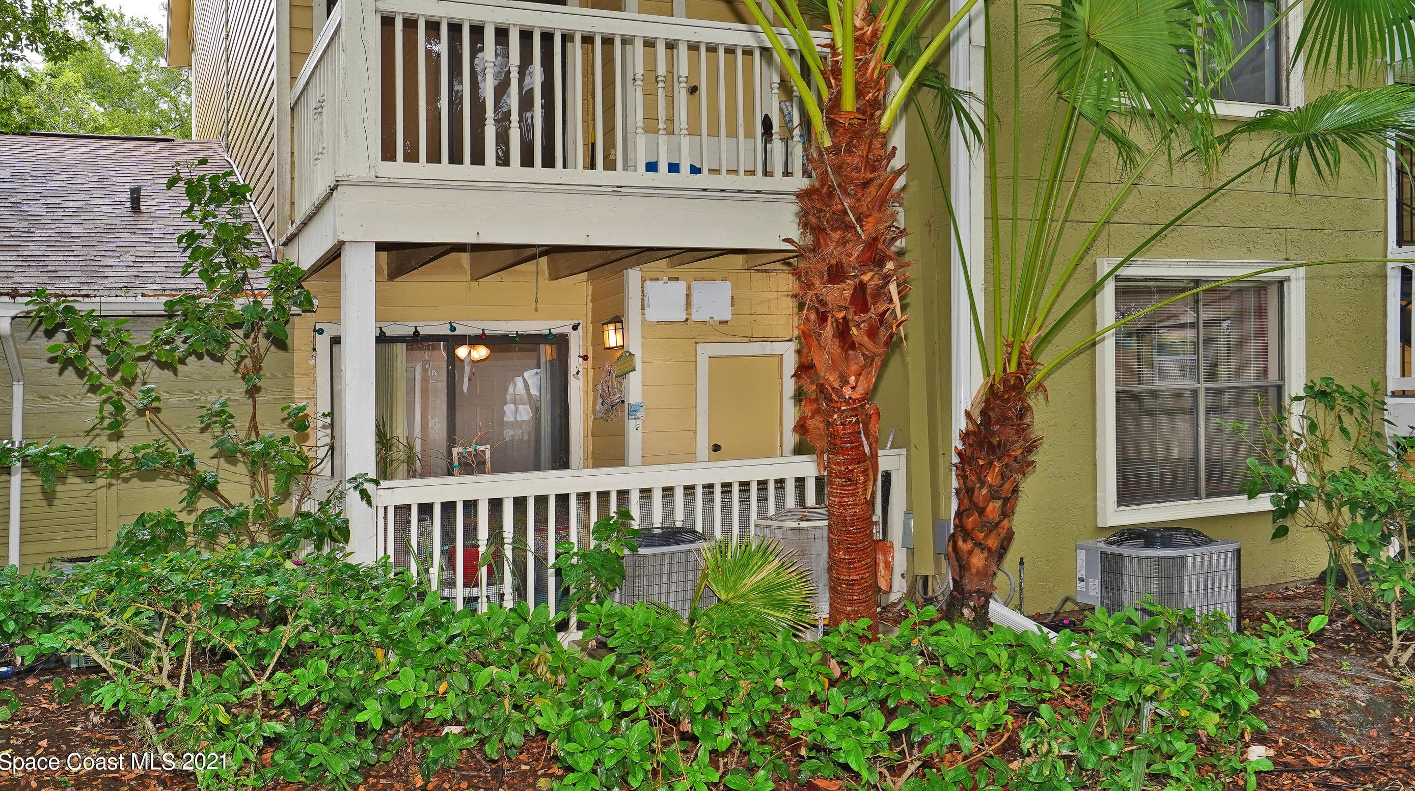 225 S Tropical Trail #215, Merritt Island, FL 32952