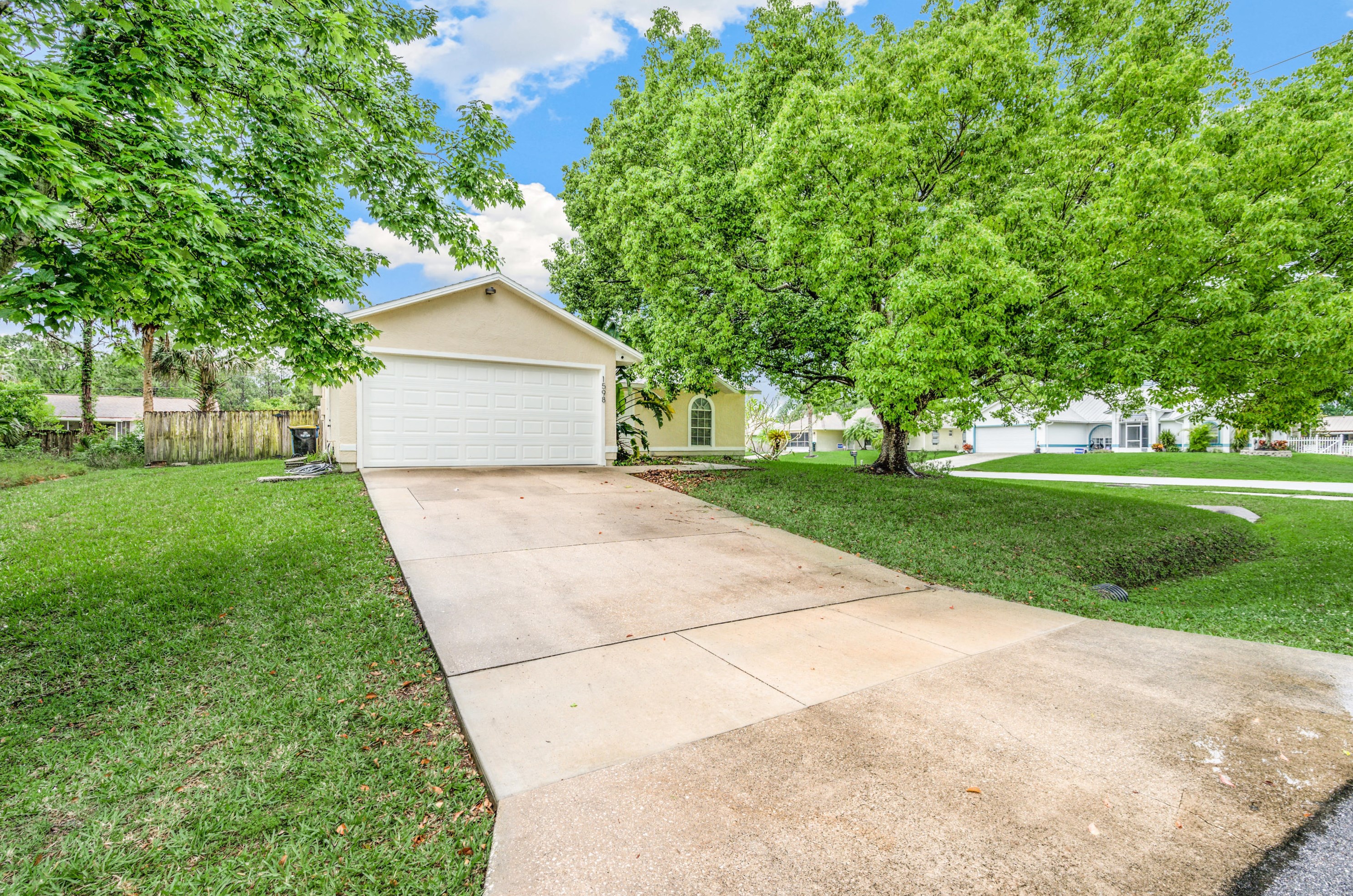 1598 Heartwellville St, Melbourne FL  32907-7061 exterior