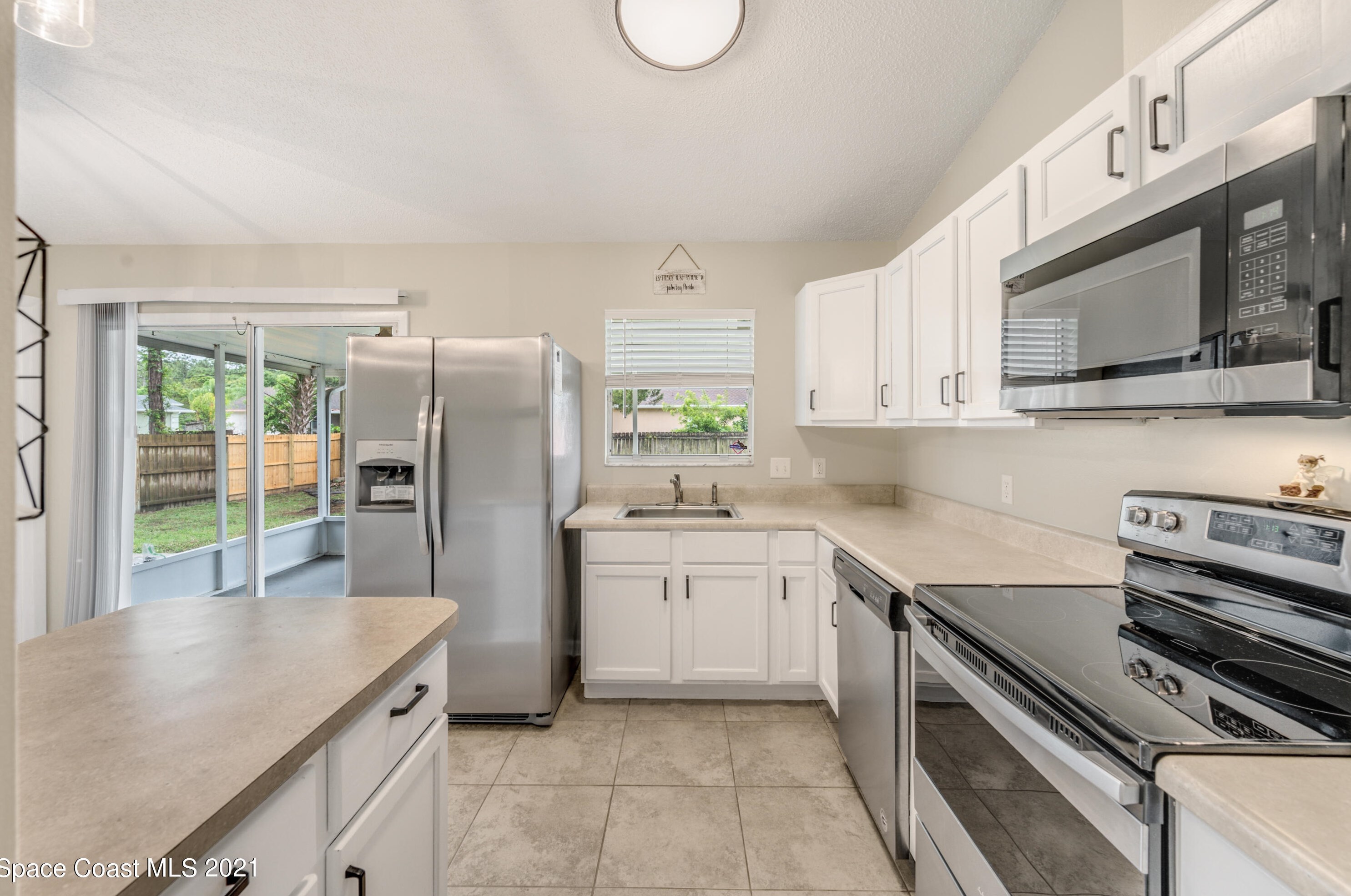 1598 Heartwellville St, Melbourne FL  32907-7061 exterior