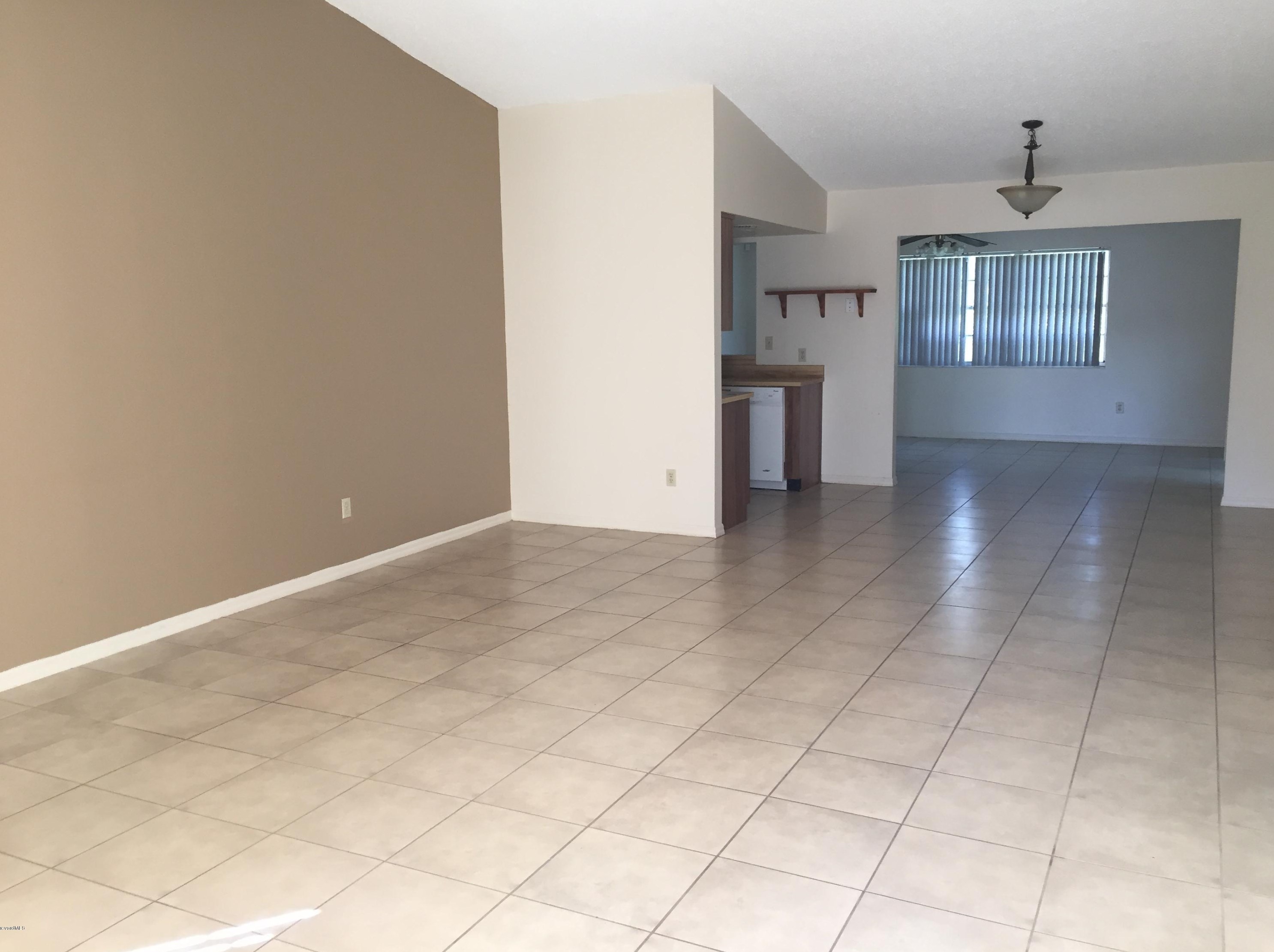 1542 W Powder Horn Rd, Titusville, FL 32796