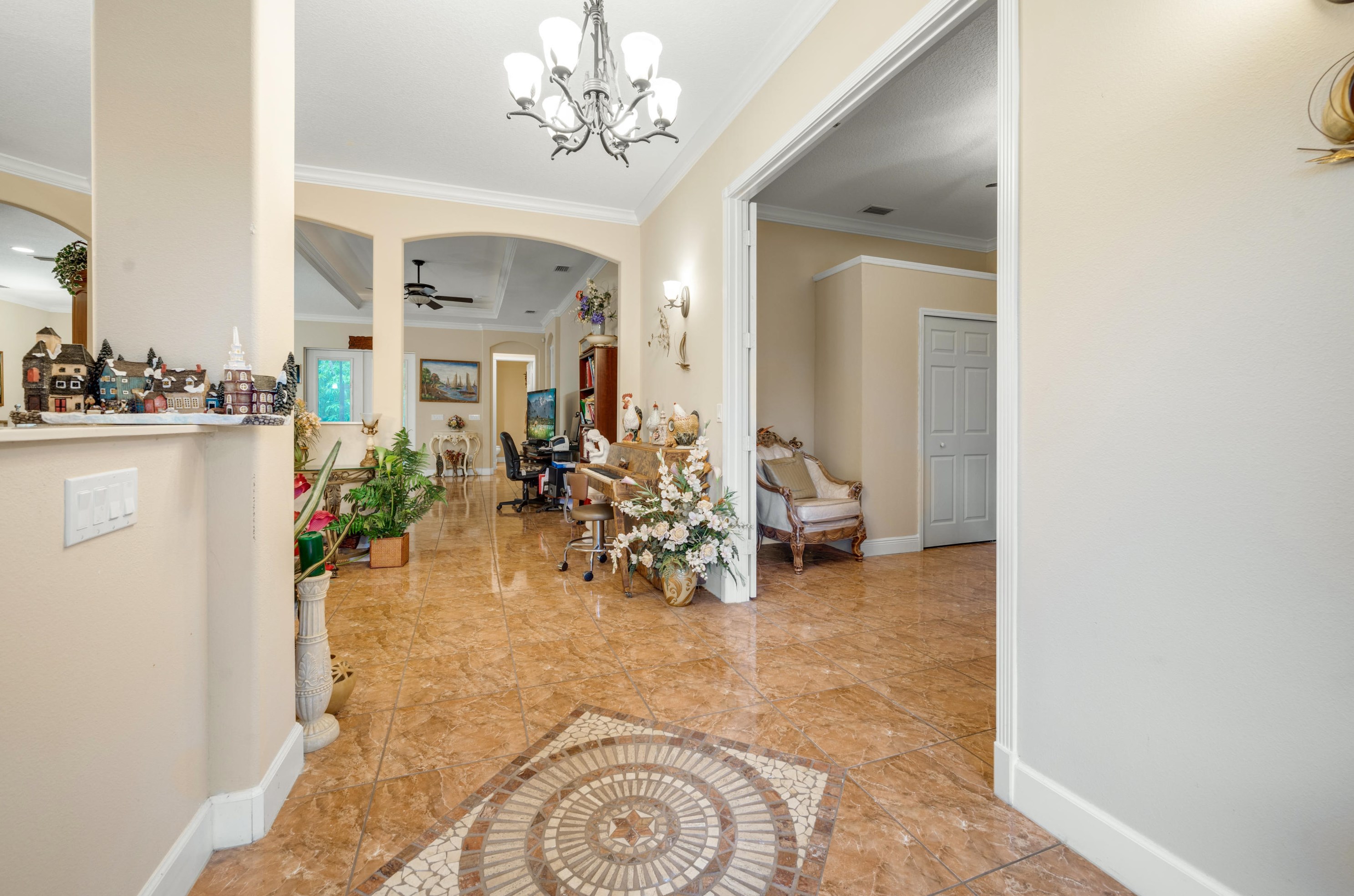 1592 Welland St, Melbourne, FL 32909-5915