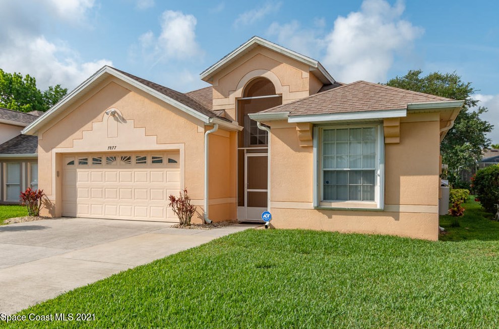 7877 Falling Leaf Pl, Melbourne, FL 32940-6424