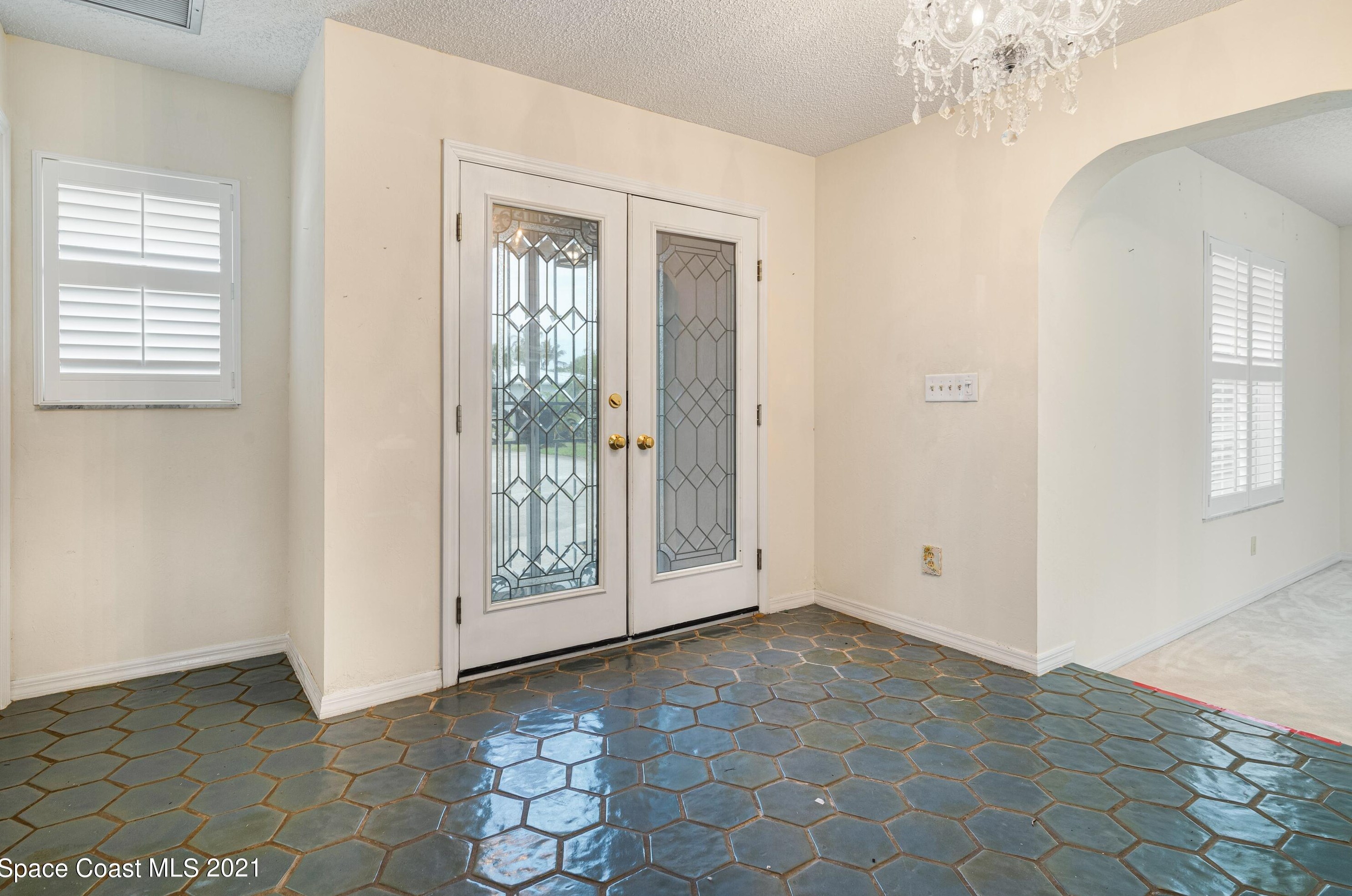 2320 River Rd, Melbourne, FL 32951-2934