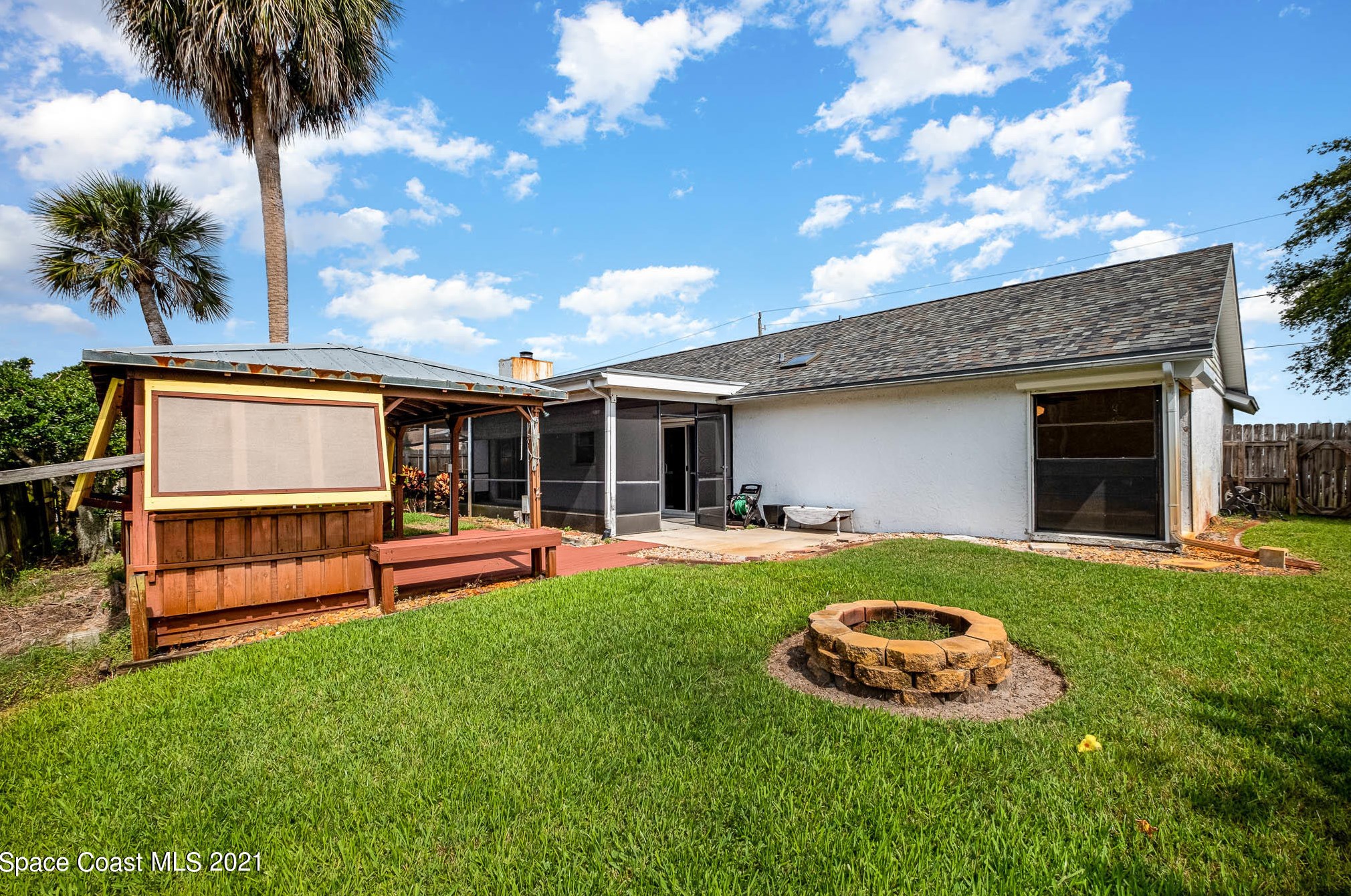 2795 Raintree Lake Cir, Merritt Island, FL 32953-2946