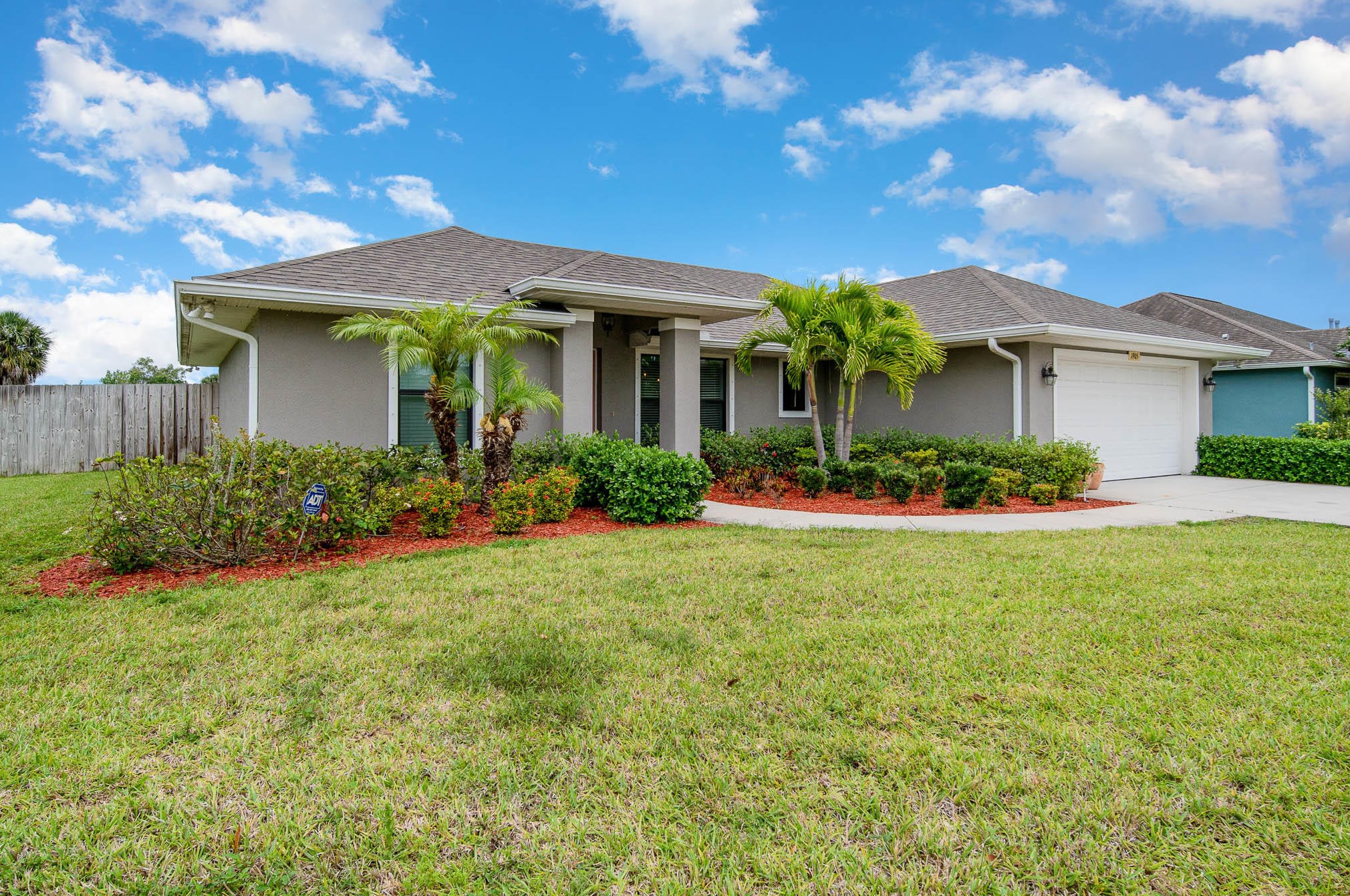 1905 Gloria Cir Ne, Melbourne, FL 32905