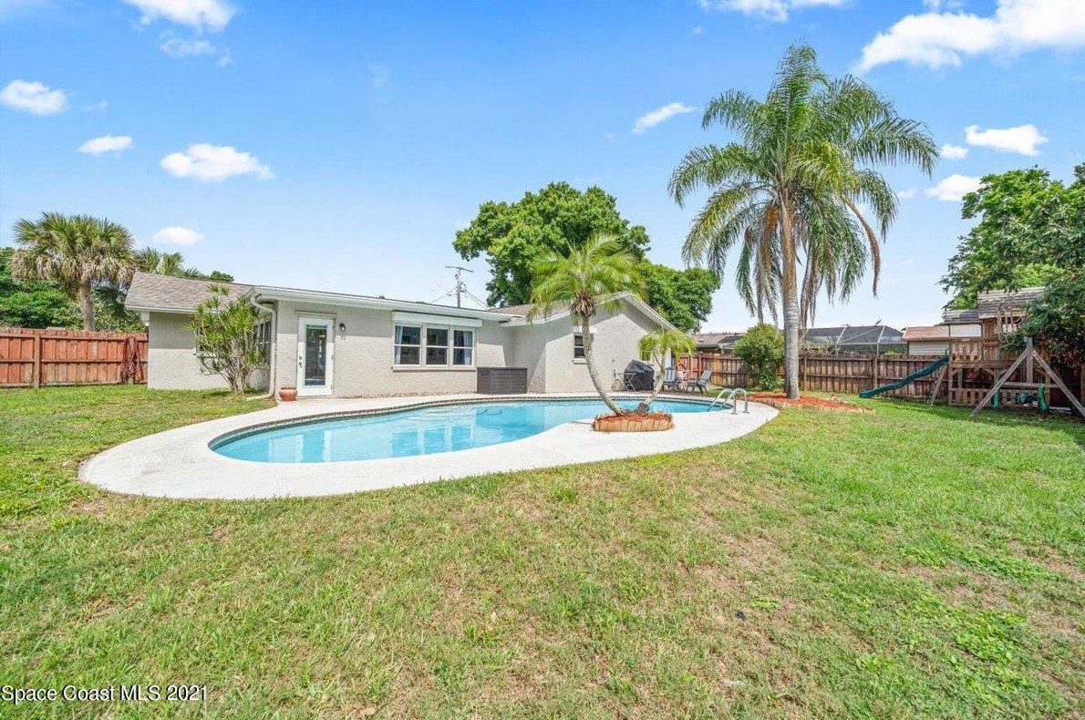 1151 Wentworth Cir, Viera, FL 32955