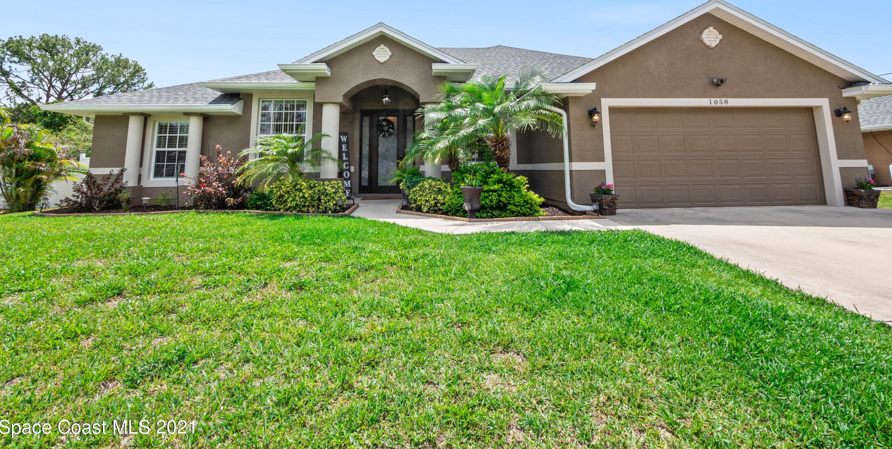 1058 Federal Ave, Melbourne, FL 32909-4939