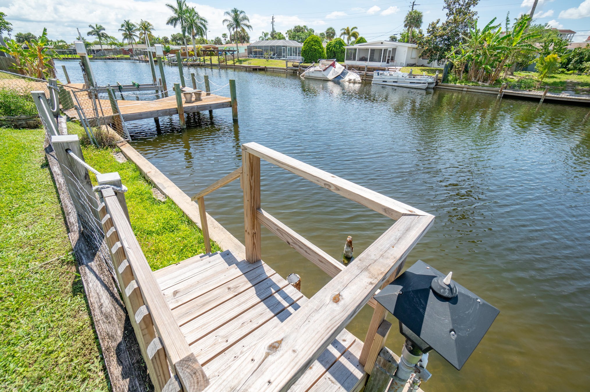 475 Needle Blvd, Merritt Island FL  32953-6109 exterior