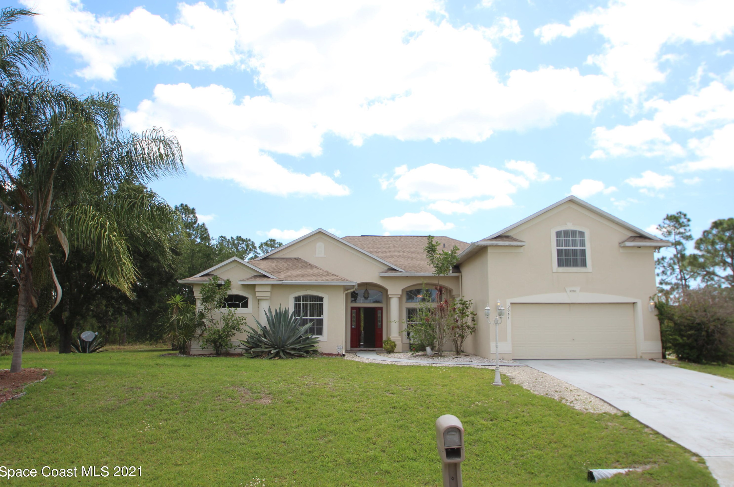 2951 Fontainebleau Ave, Melbourne, FL 32909-8362