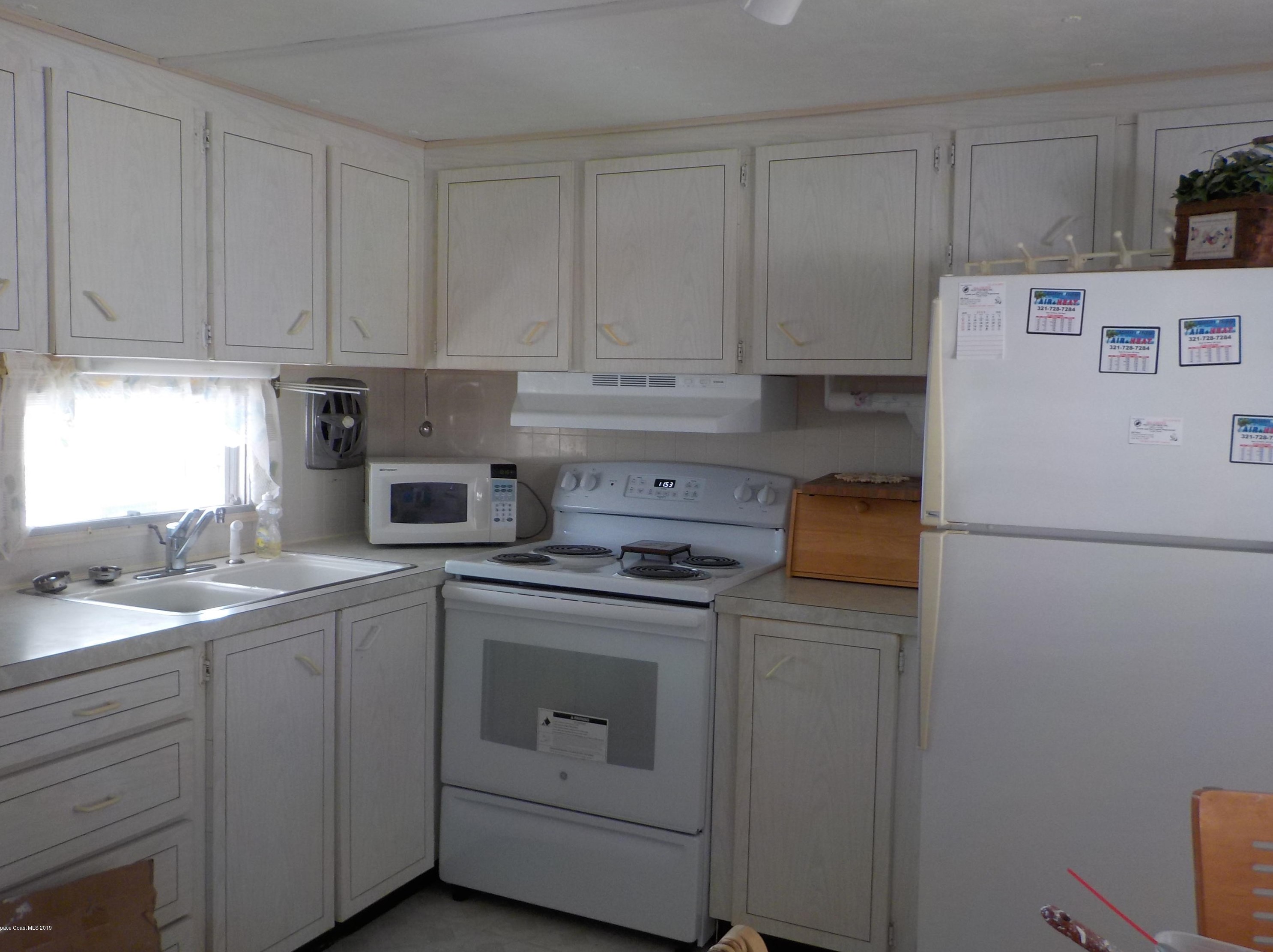 2987 Indian River Dr Ne, Melbourne, FL 32905