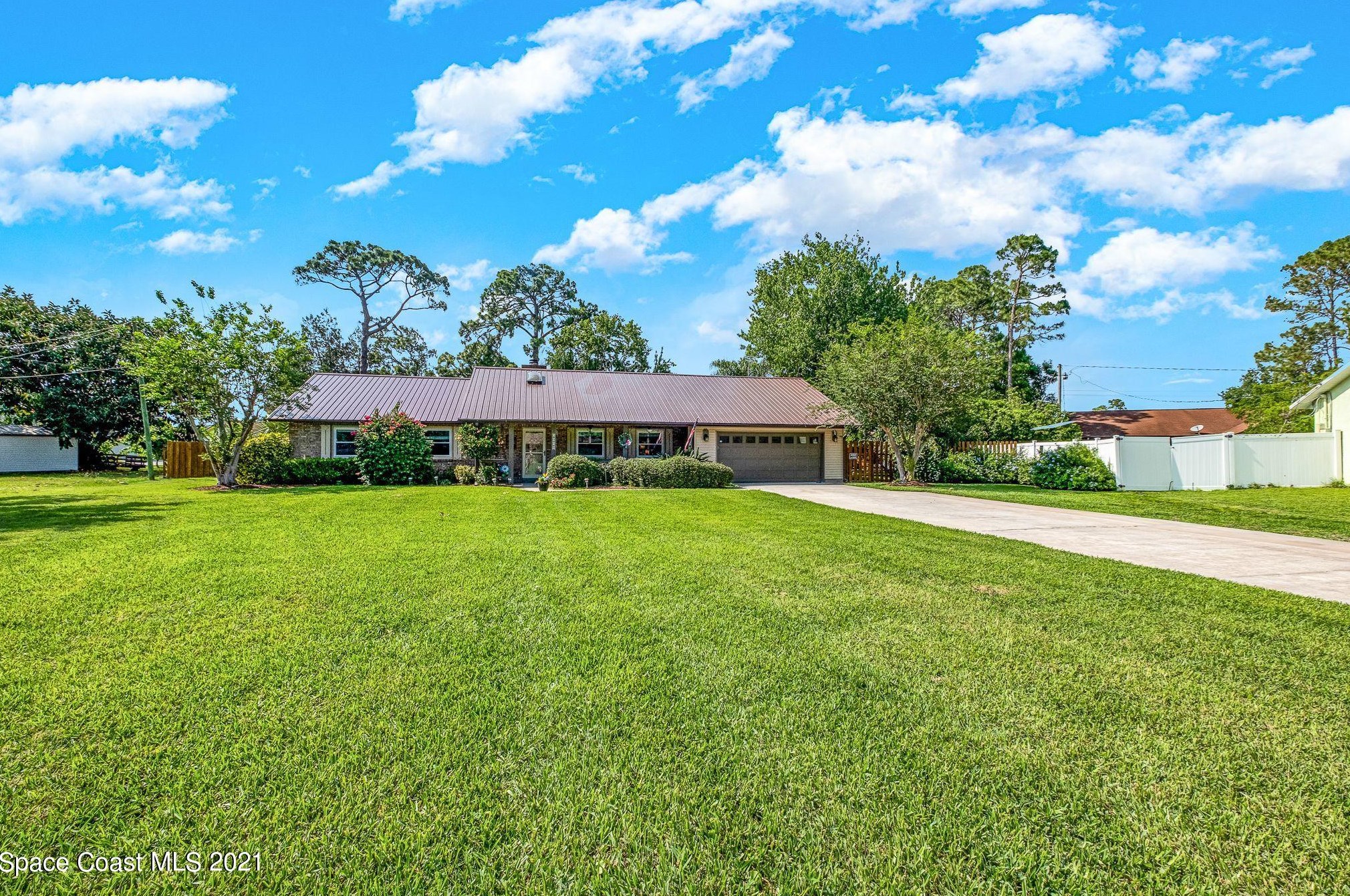 1099 Pope St, Melbourne, FL 32907-7799