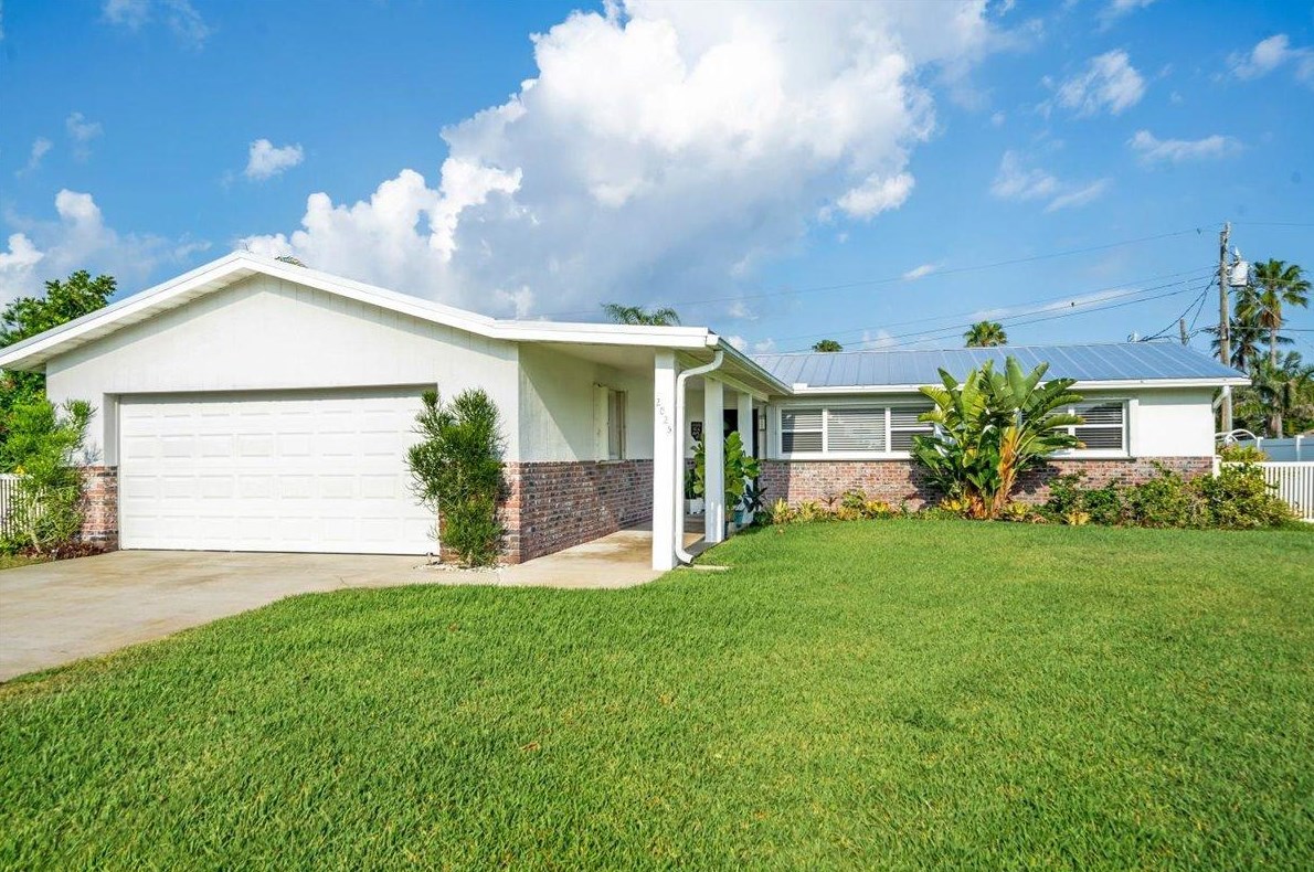 2025 Sea Ave, Melbourne, FL 32903-2626