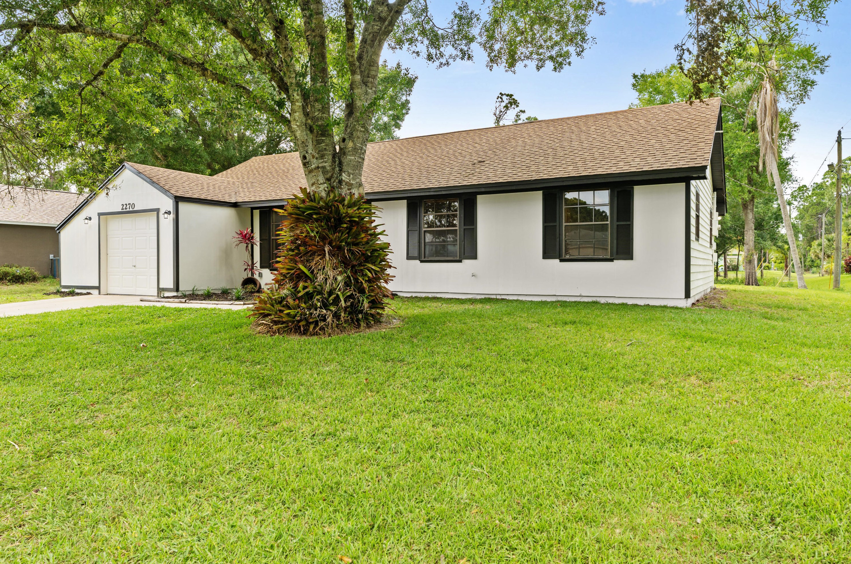 2270 San Filippo Dr, Melbourne, FL 32909-7211