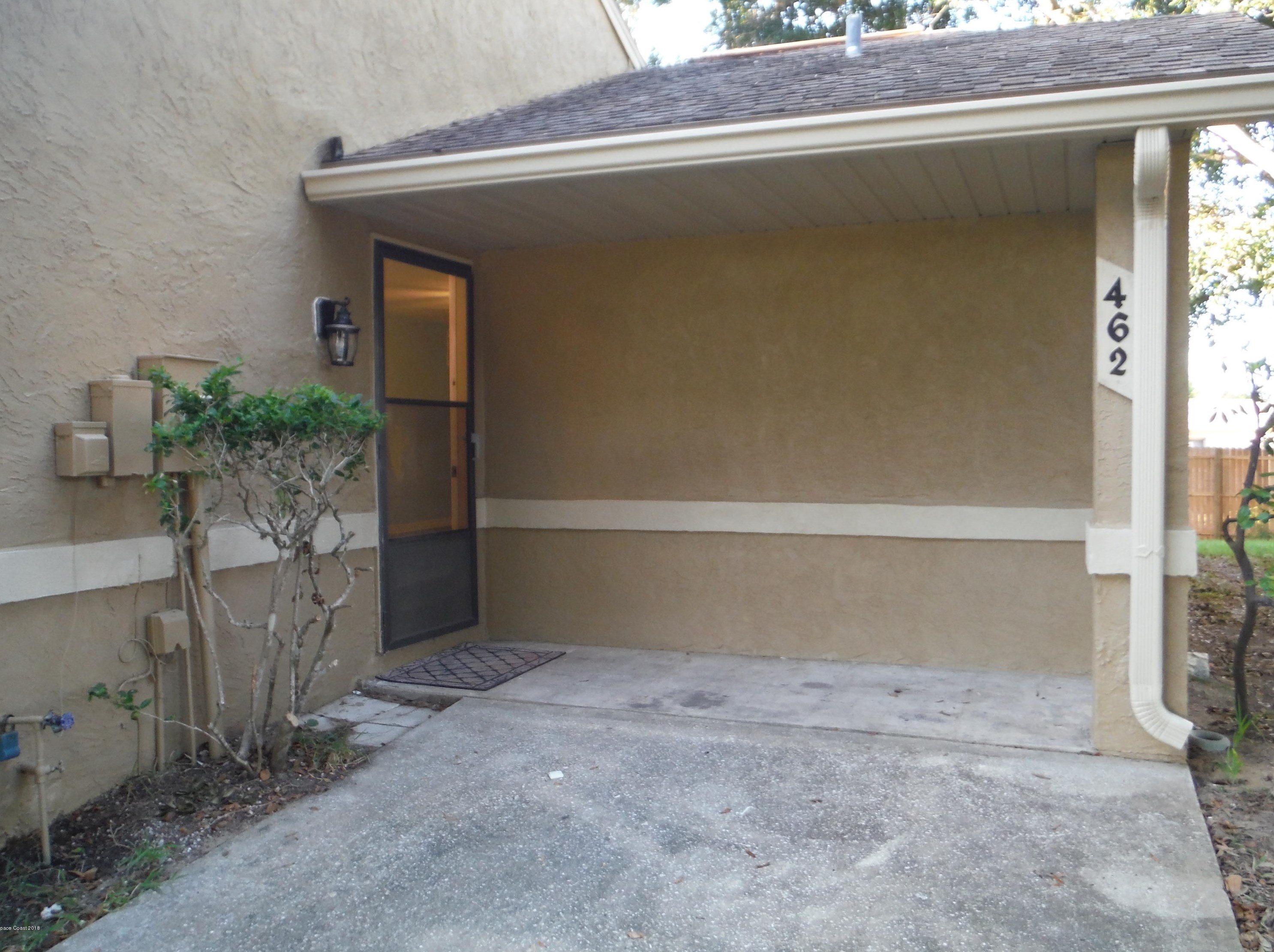 462 L M Davey Ln, Titusville, FL 32780