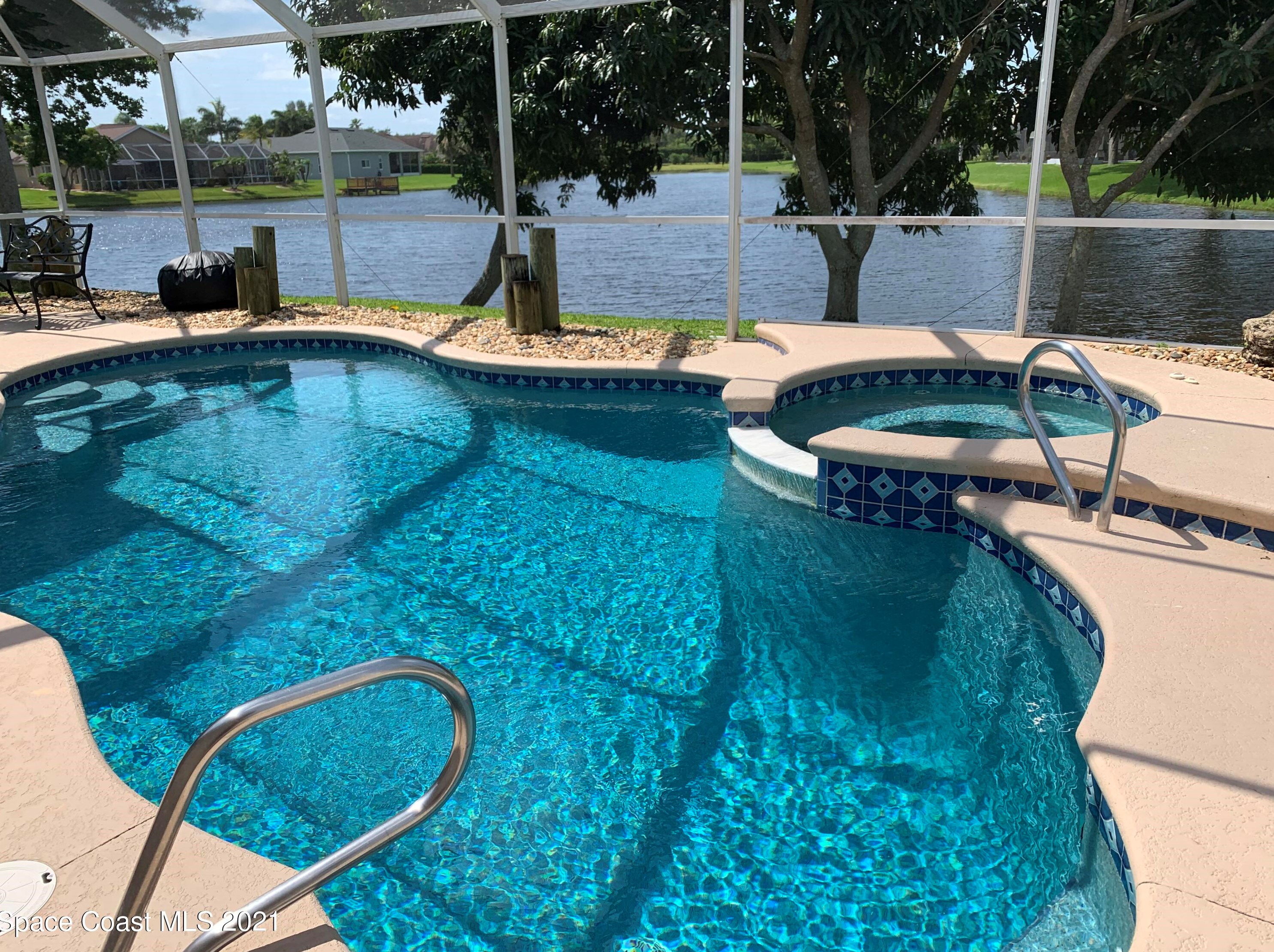 7867 Falling Leaf Pl, Melbourne, FL 32940-6424