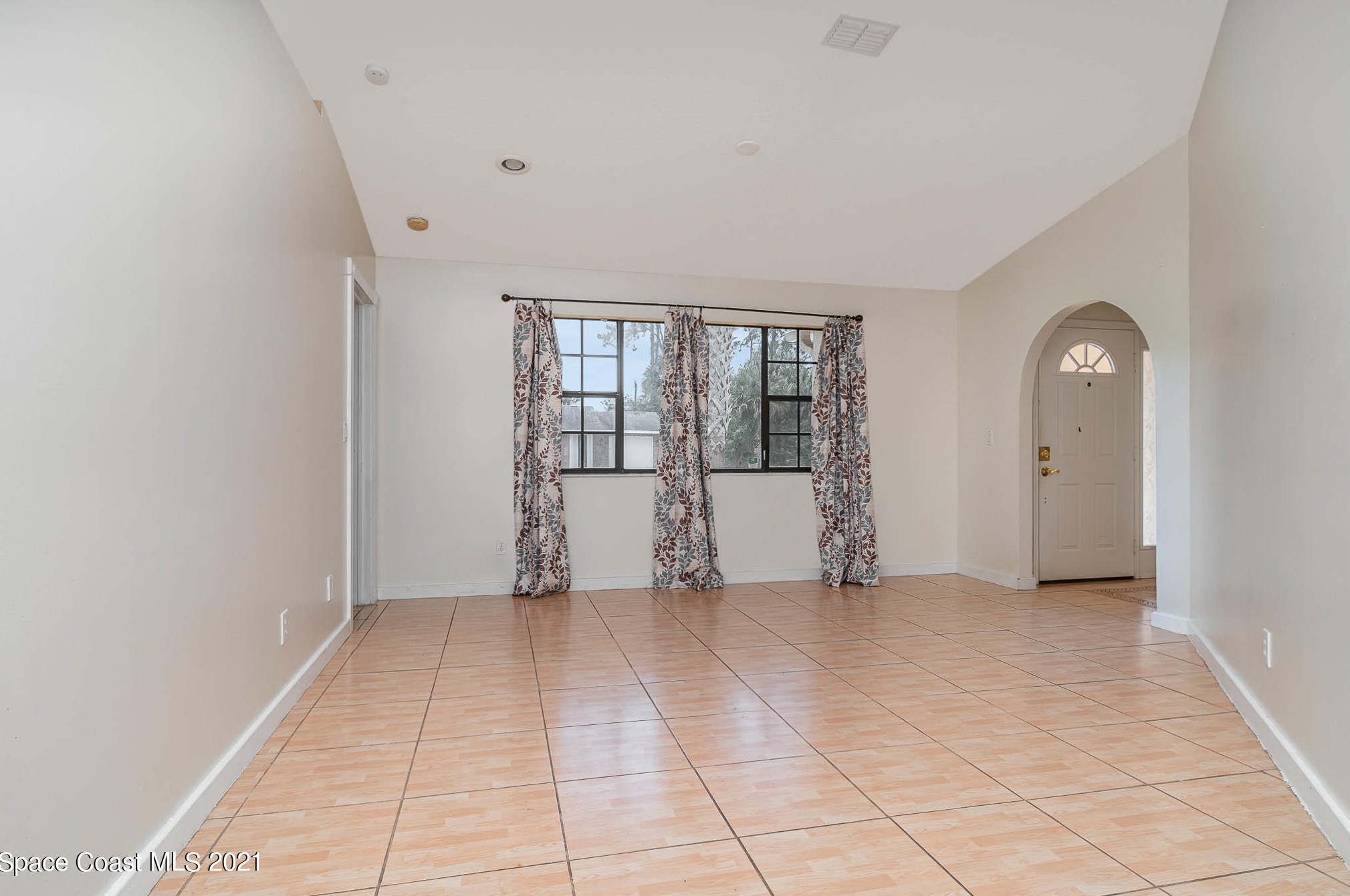 463 Trumpet St, Melbourne, FL 32908-3418