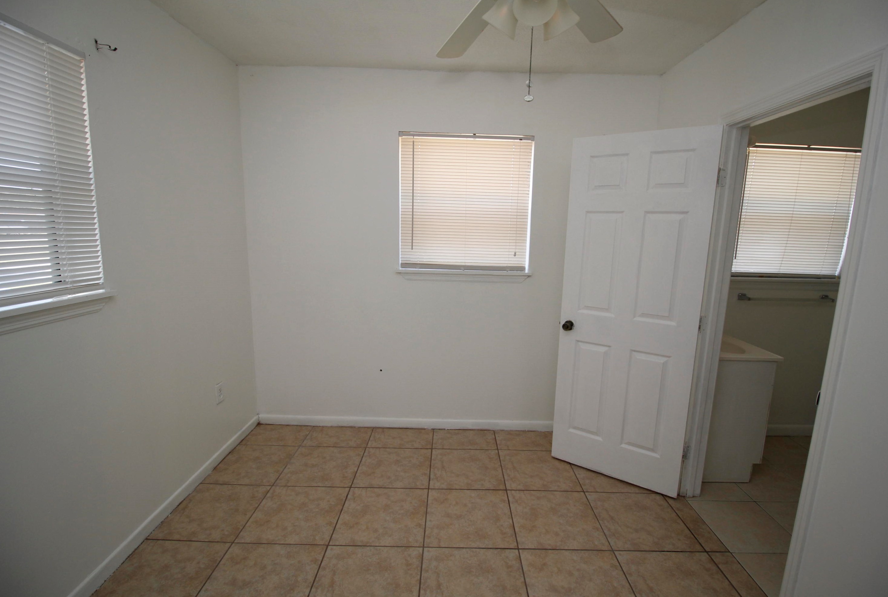 2919 Rollins St, Melbourne, FL 32901