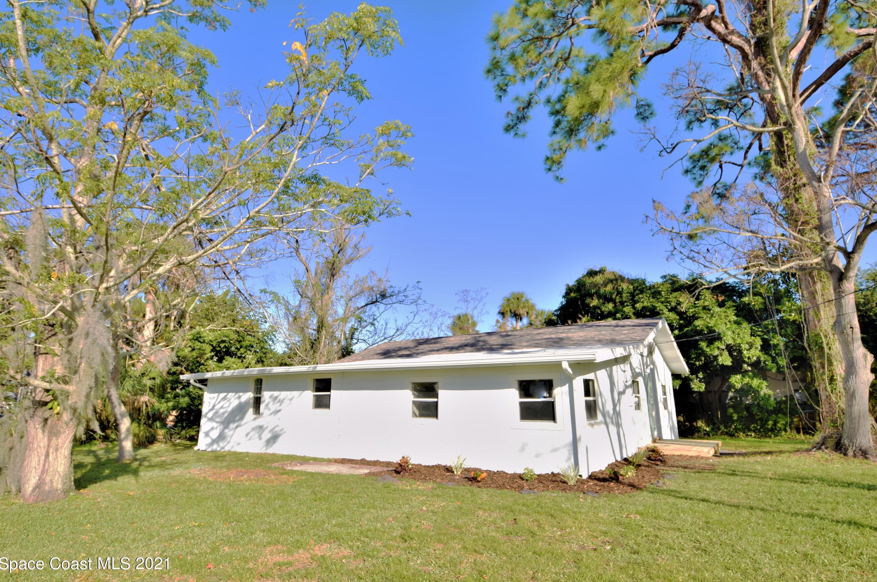 4100 Alpine Ln, Titusville, FL 32780