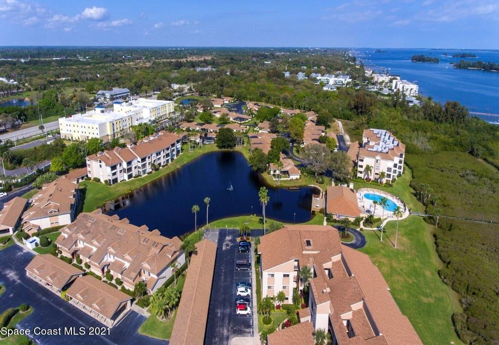 6240 E Mirror Lake Dr #406, Sebastian, FL 32958