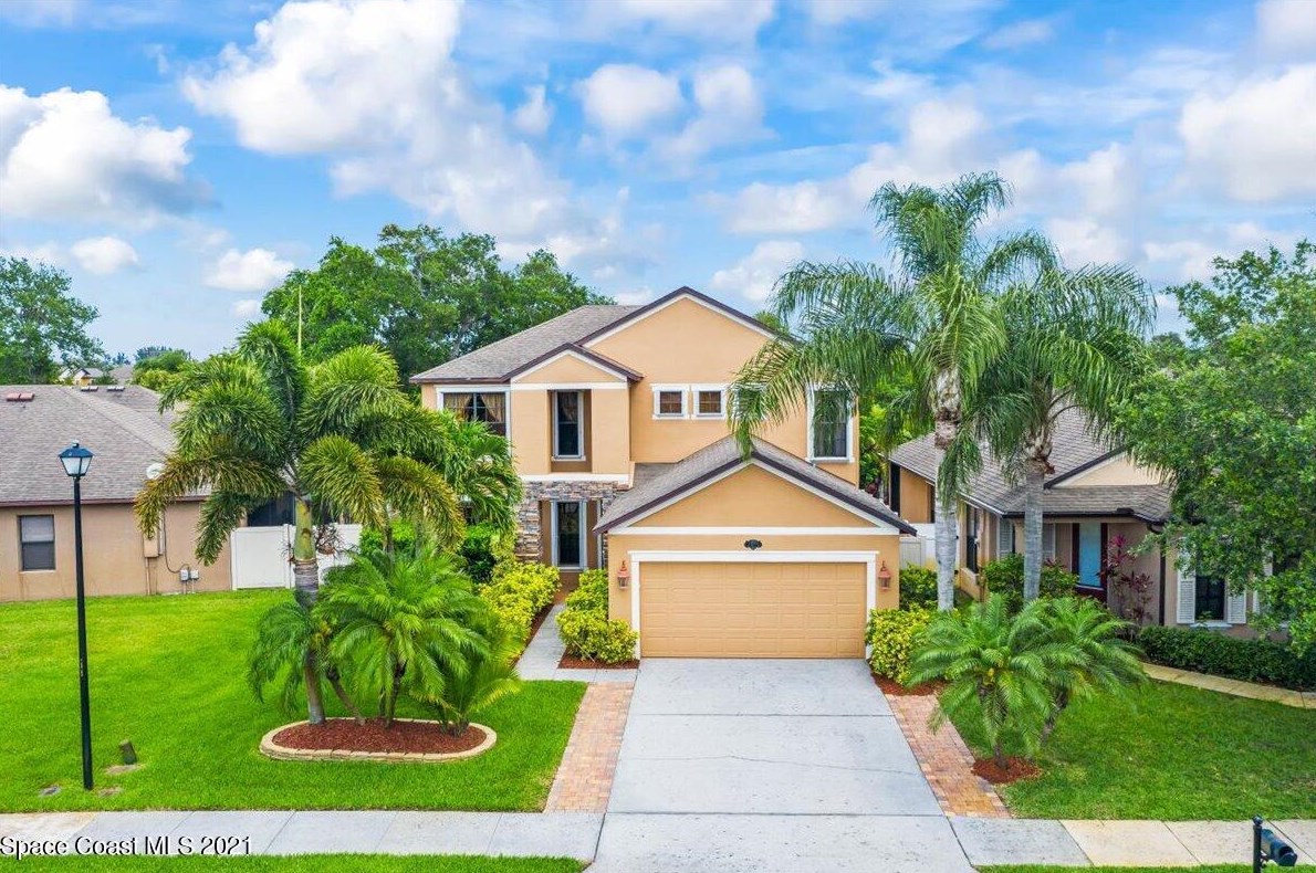 2573 Glenridge Cir, Merritt Island, FL 32953