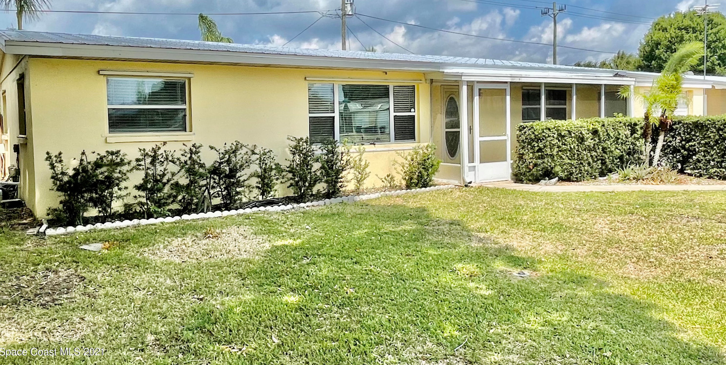 1360 Holland St, Melbourne, FL 32935-2821
