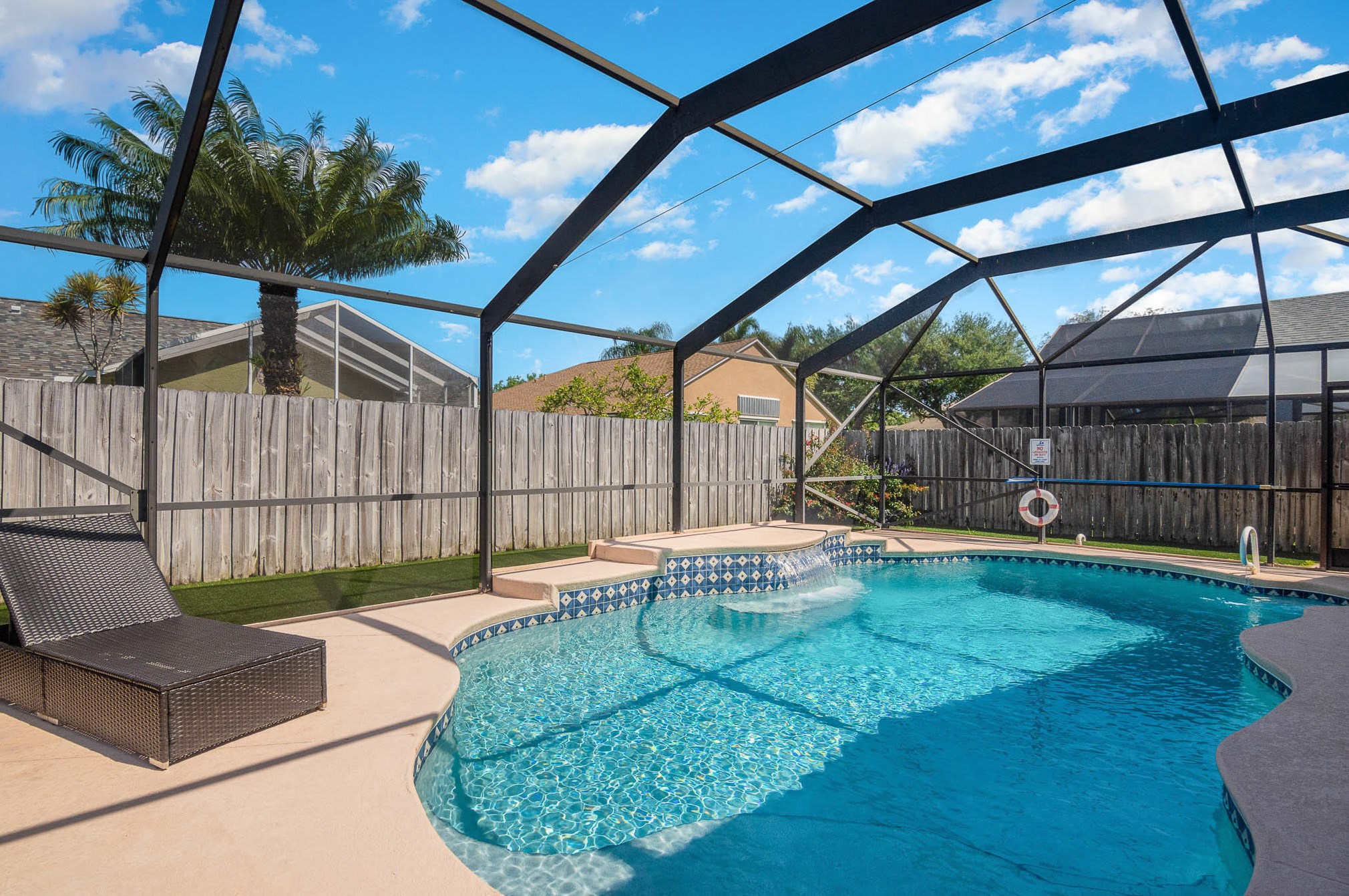 892 Shaw Cir, Melbourne, FL 32940-6983
