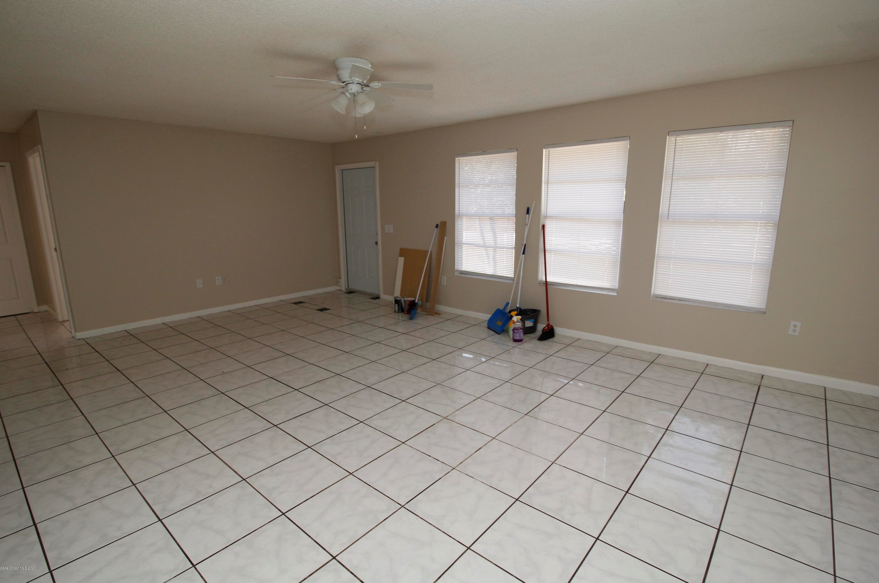 1246 Alcazar St Se, Melbourne, FL 32909