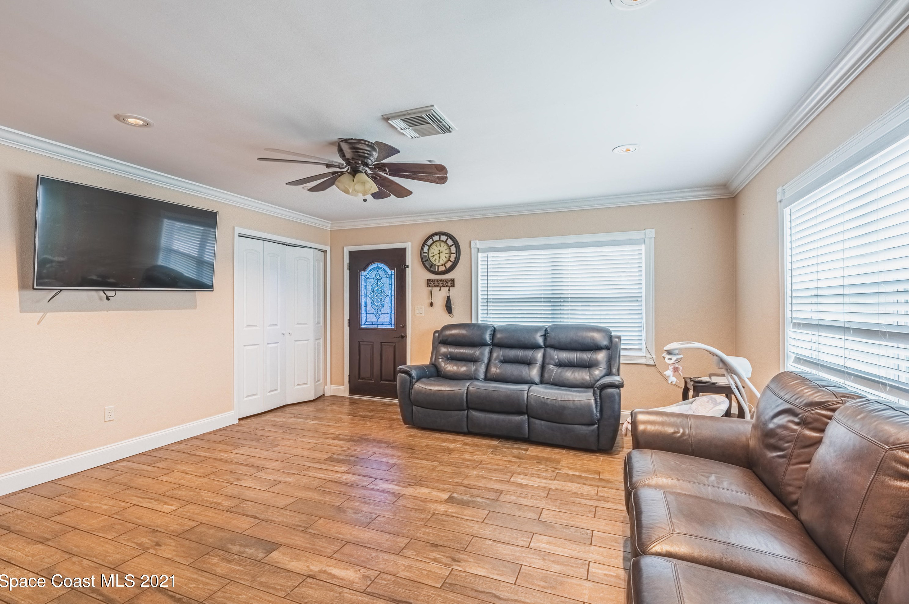 200 Lantana Ln, Melbourne, FL 32901-1433
