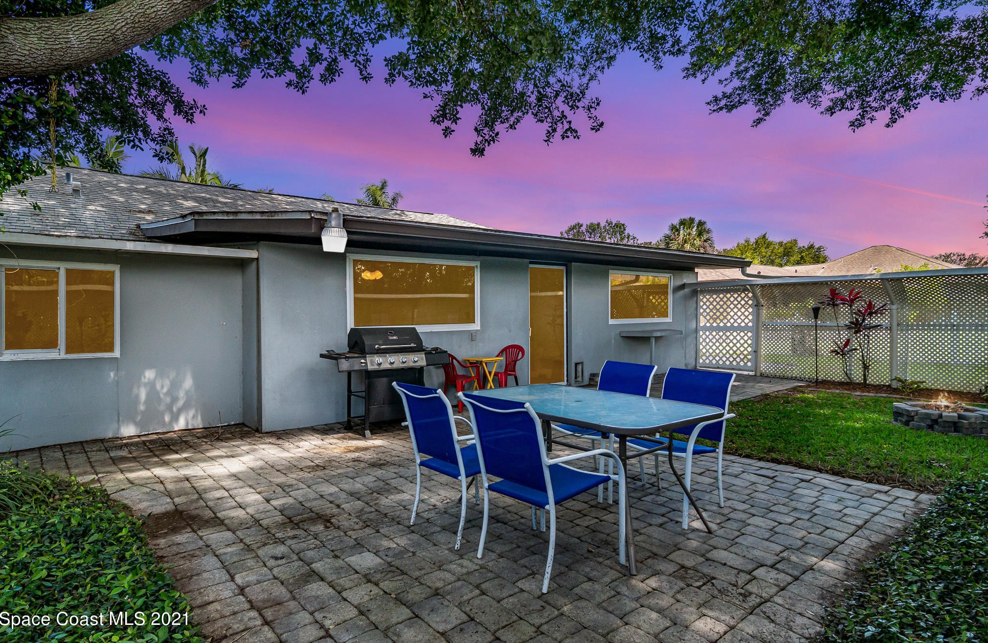 146 Palm Tree Ct, Melbourne, FL 32940-7243
