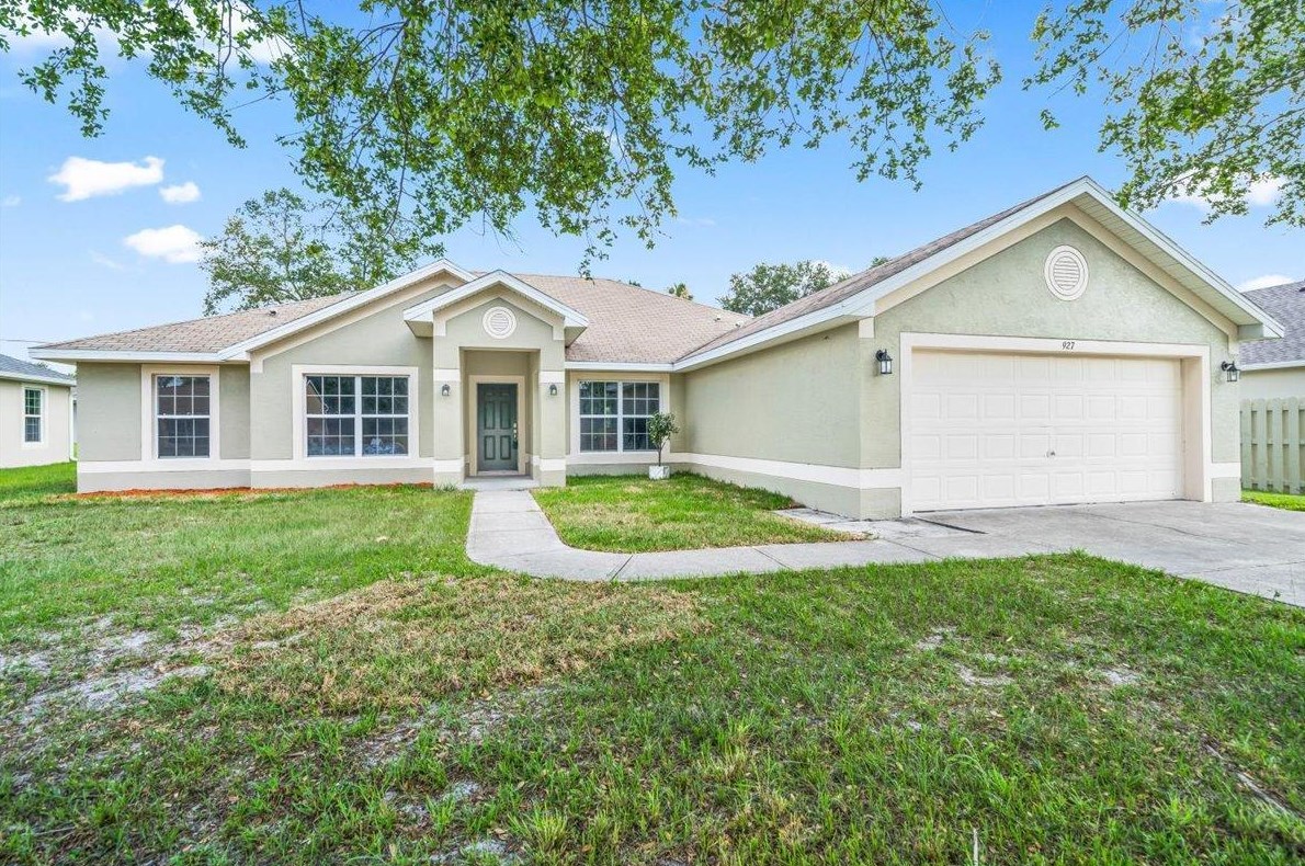 927 Eastlake St, Melbourne, FL 32909-4560