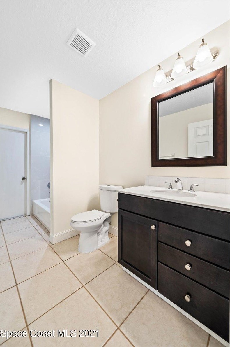 639 Heather Stone Dr, Merritt Island FL  32953-4341 exterior