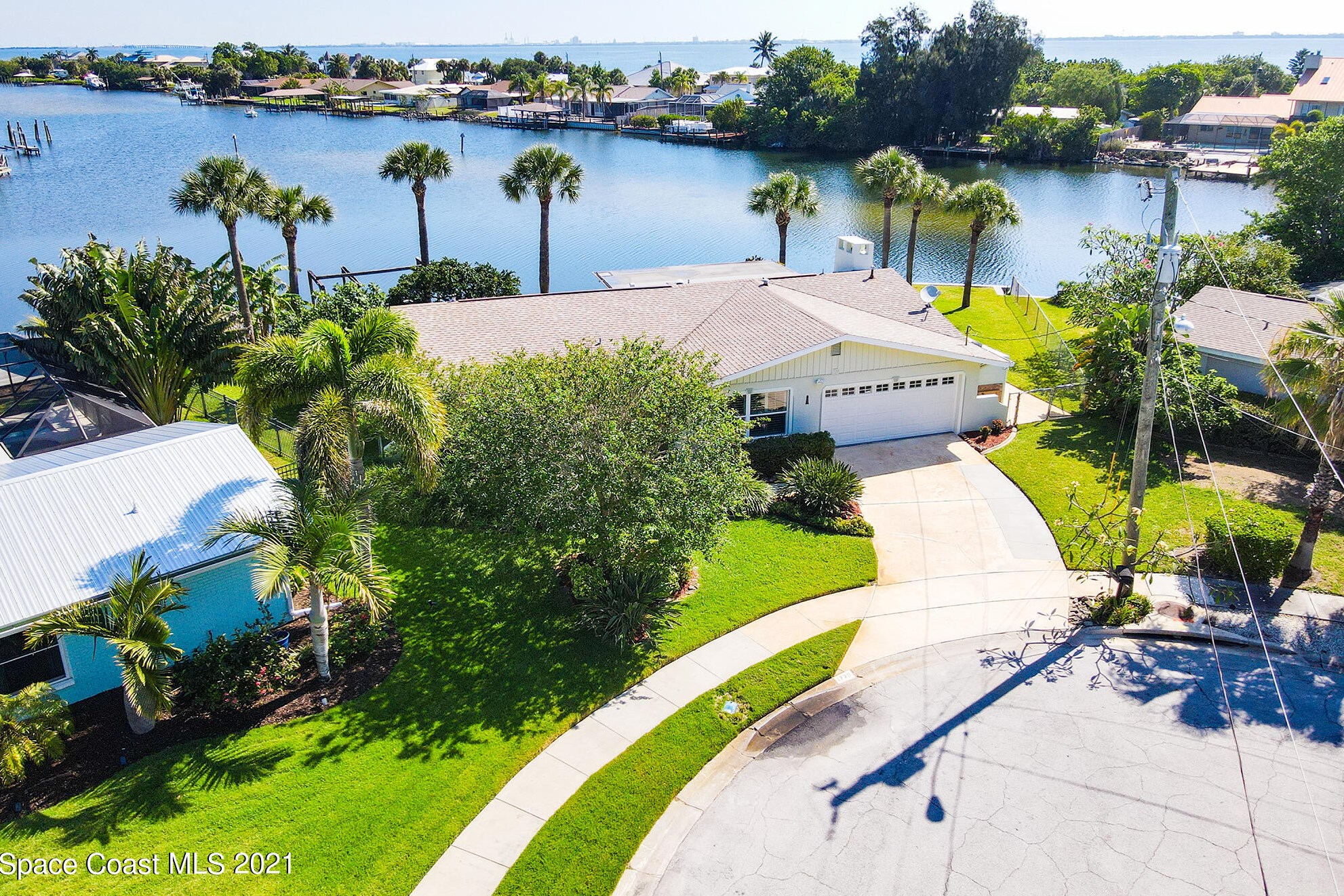 1720 Poinciana Ct, Merritt Island, FL 32952