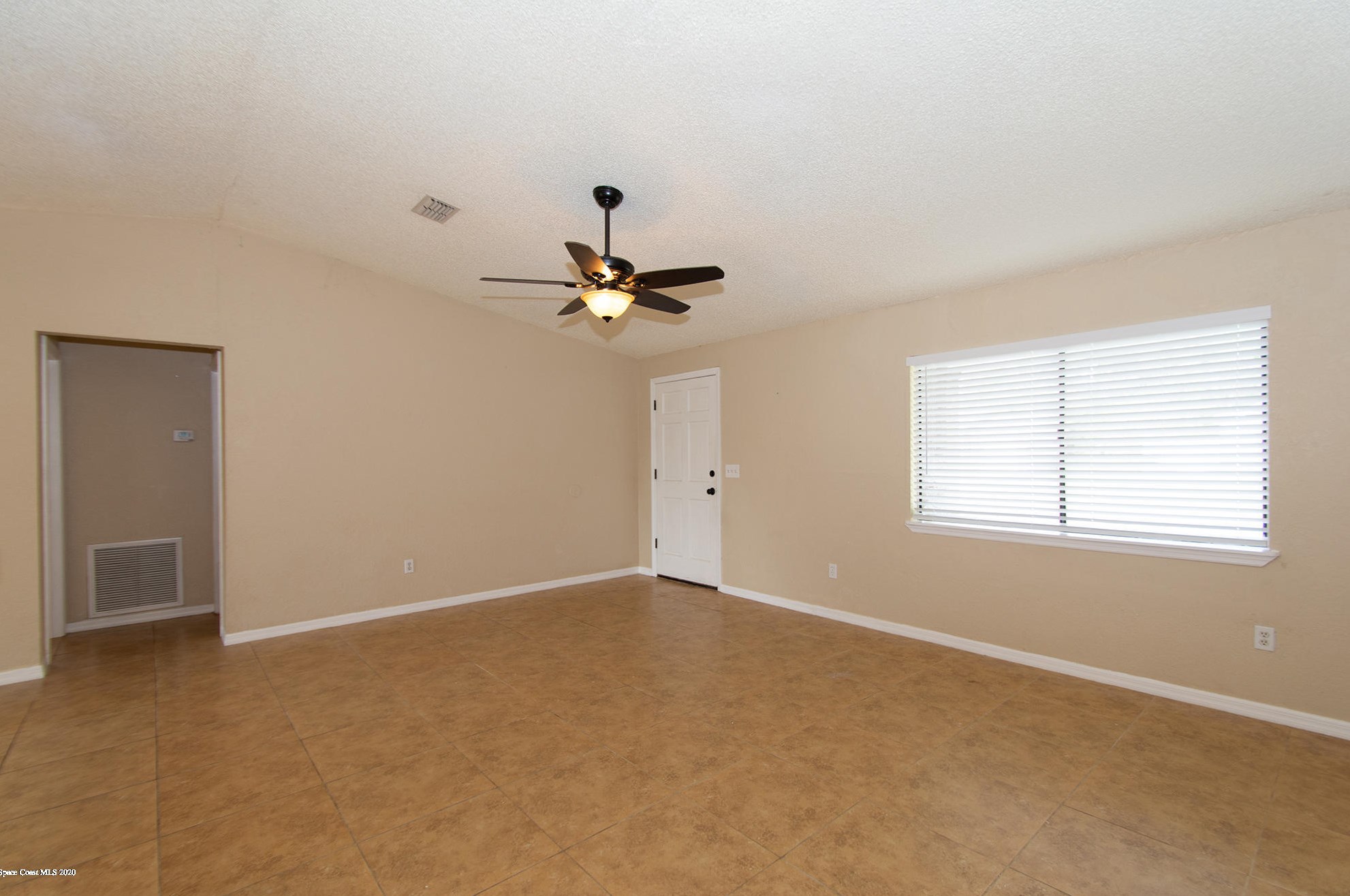 1083 Glencove Ave, Melbourne, FL 32907-9416