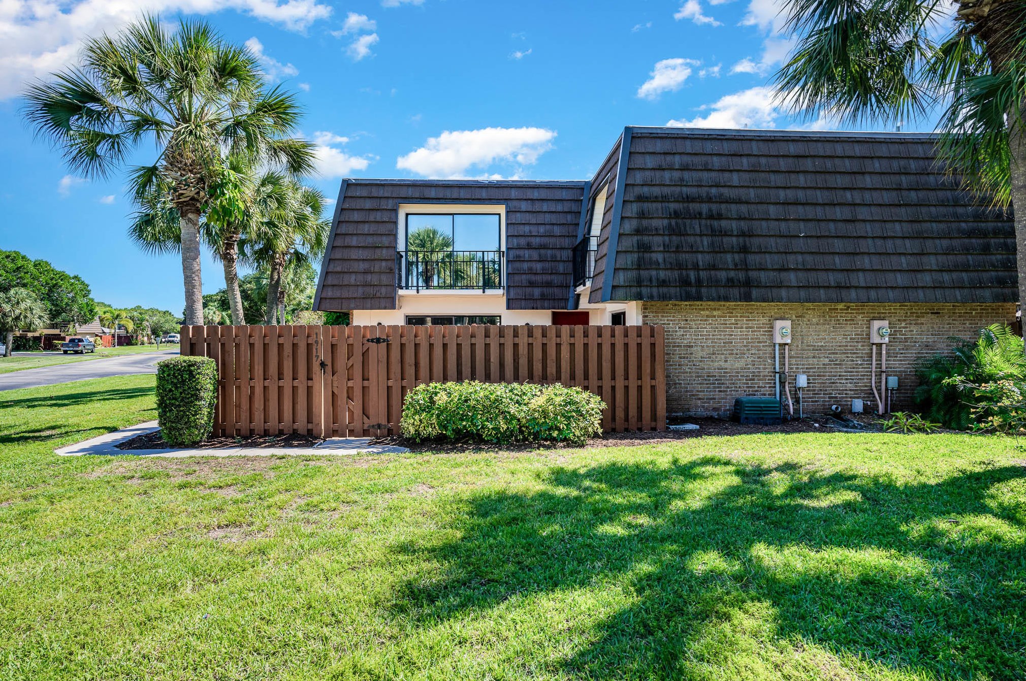 1917 Vista Oaks Cir, Melbourne, FL 32905-3135