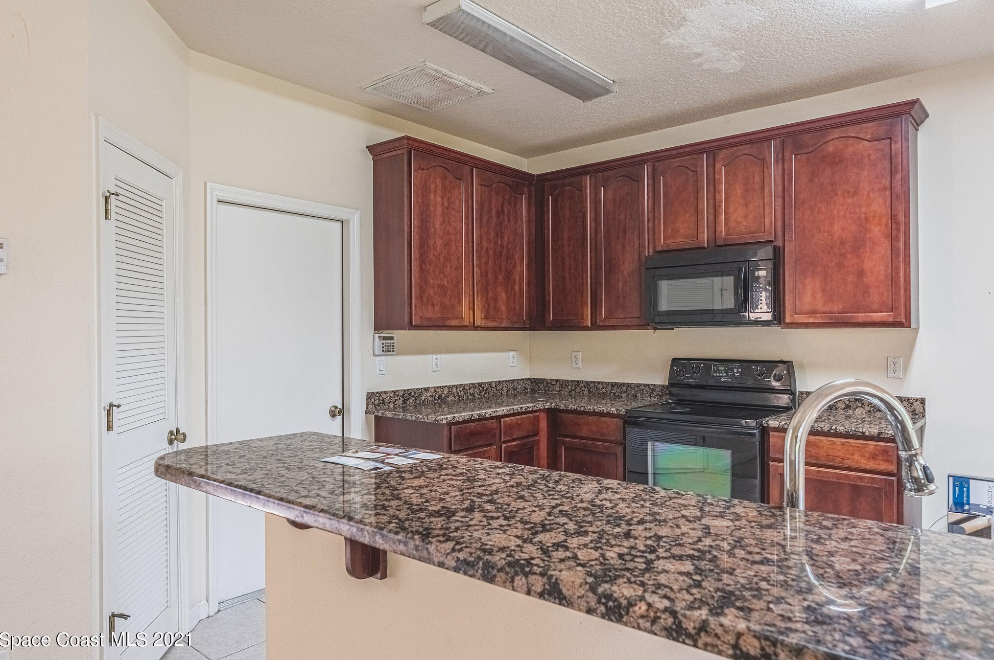 397 Breckenridge Cir, Melbourne FL  32909-2339 exterior
