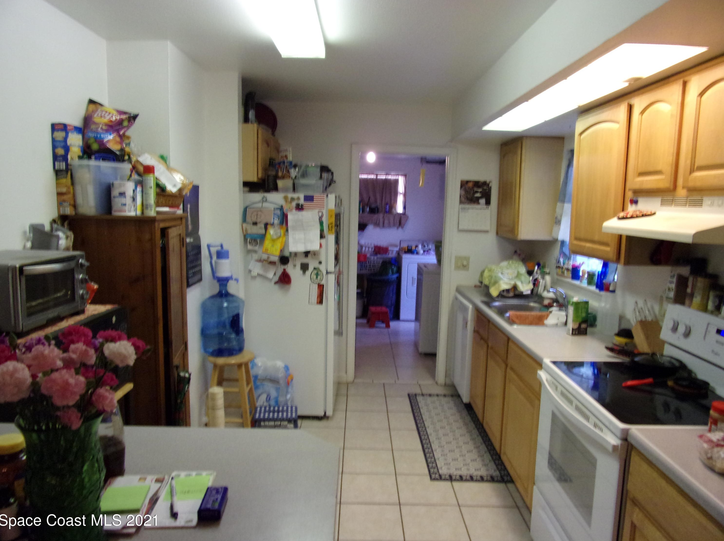 805 Clarke Ave, Melbourne, FL 32935-3024