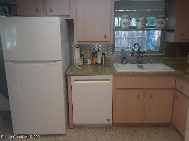 405 4th Pl, Merritt Island, FL 32953-3306