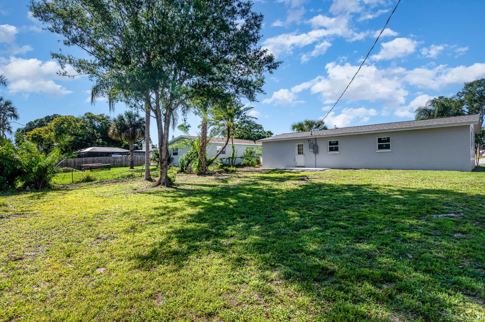 303 Dartmouth Ave, Melbourne, FL 32901-6945