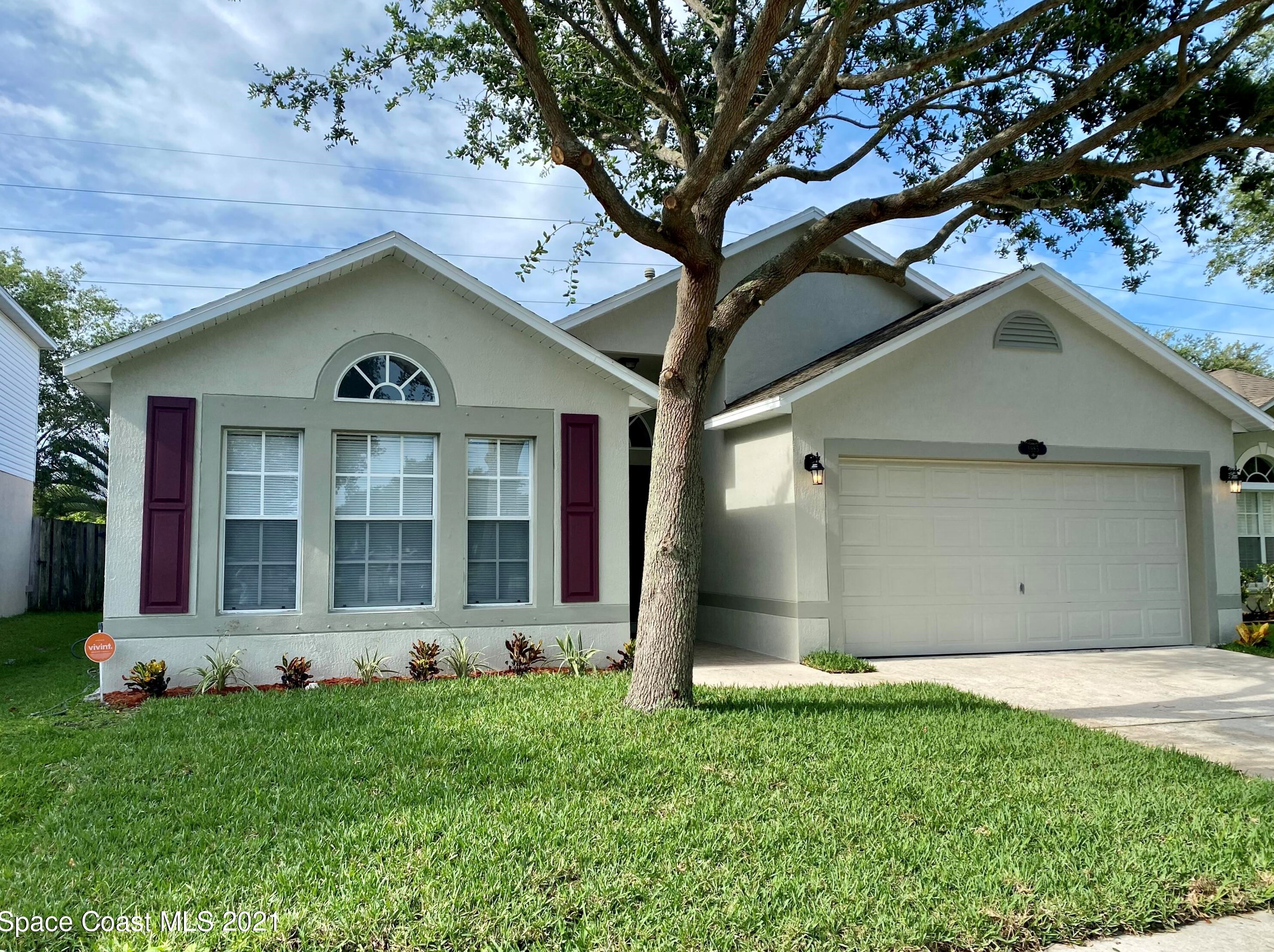 1985 Canopy Dr, Melbourne, FL 32935