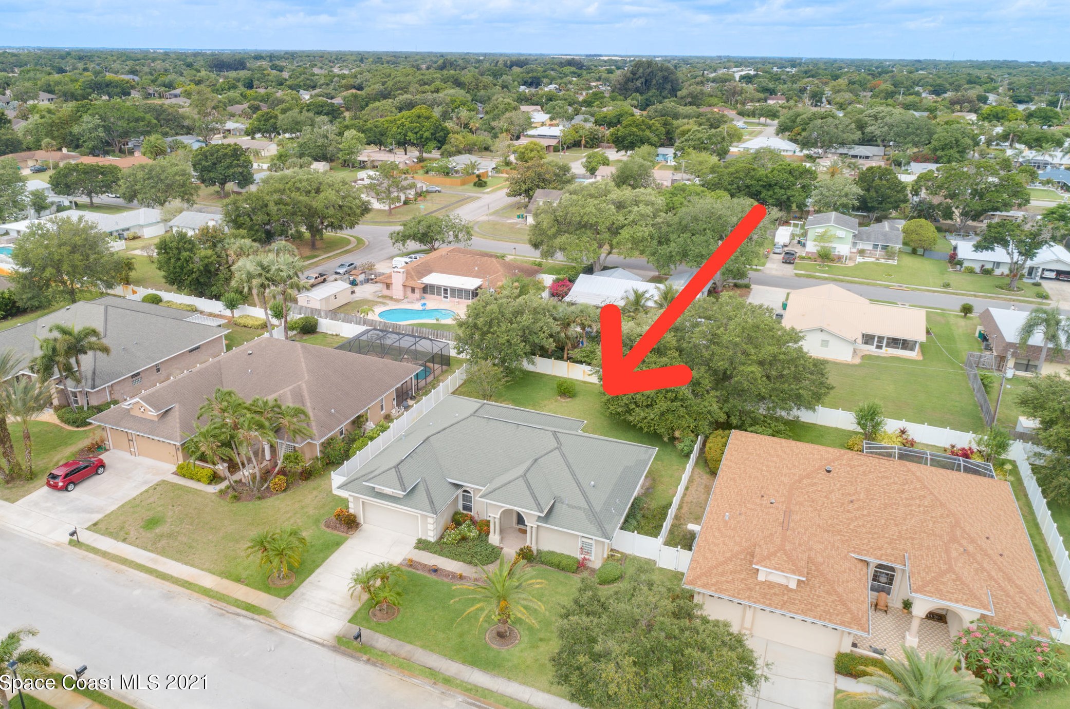 2520 Canary Isles Dr, Melbourne, FL 32901-6800