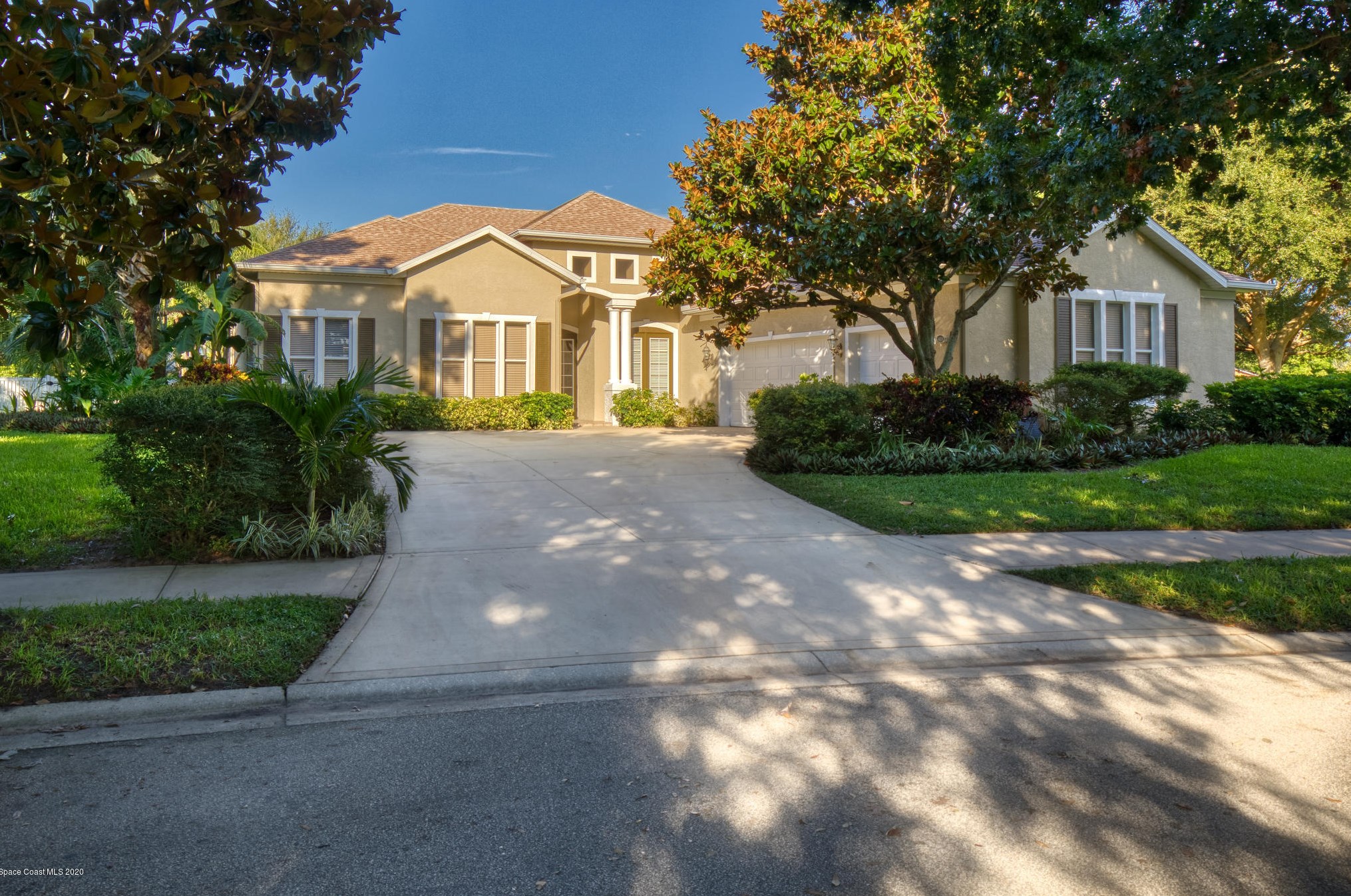 3171 Southern Oaks Dr, Merritt Island, FL 32952-4154