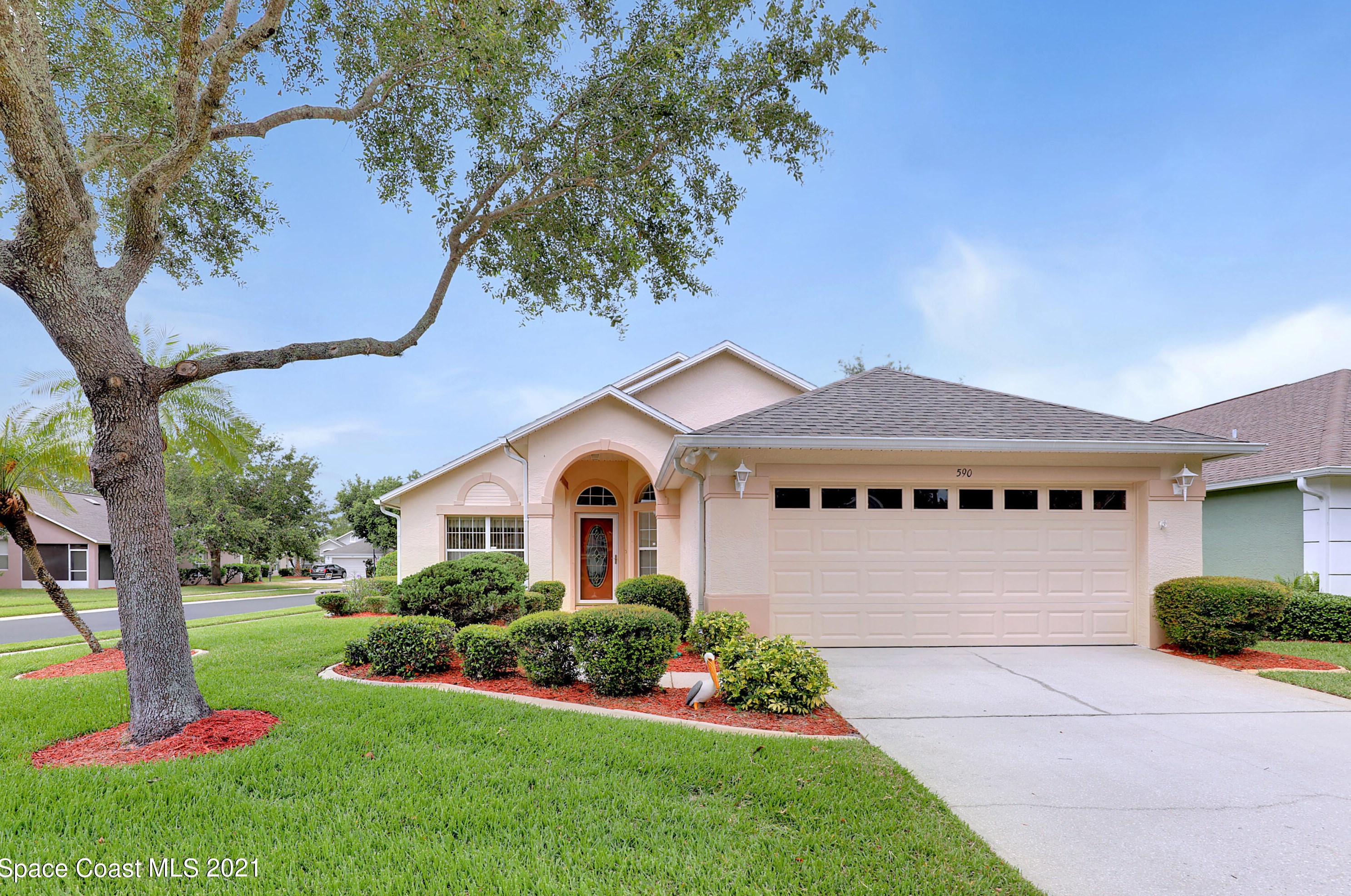 590 Morning Cove Cir, Melbourne, FL 32909-6810