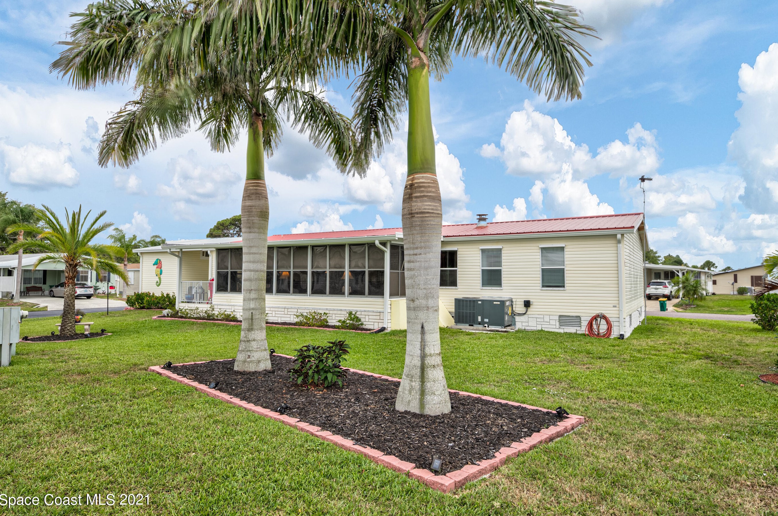 7697 Fox Hunter Cir, Sebastian, FL 32976