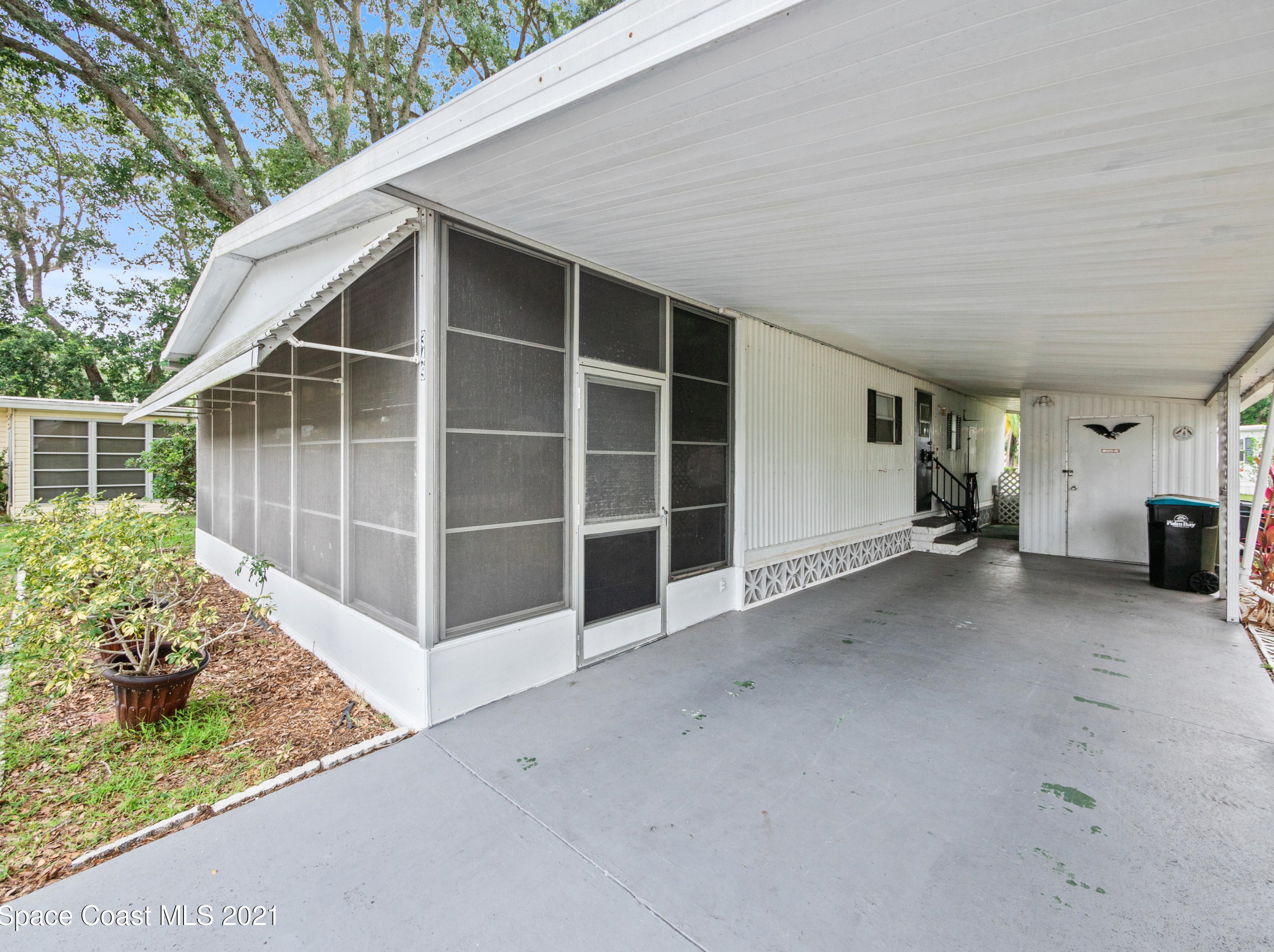 349 Holiday Park Blvd, Melbourne, FL 32907-2173