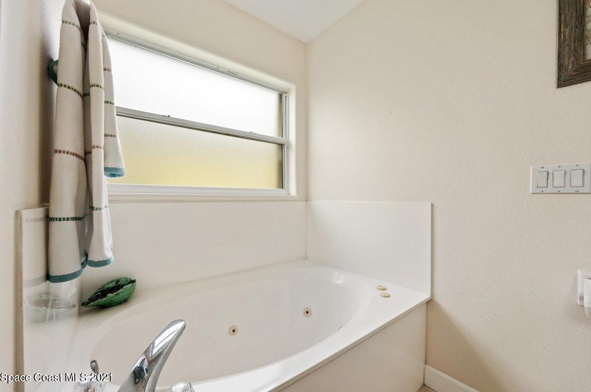 3838 Sunflower Ct, Merritt Island FL  32953-8047 exterior