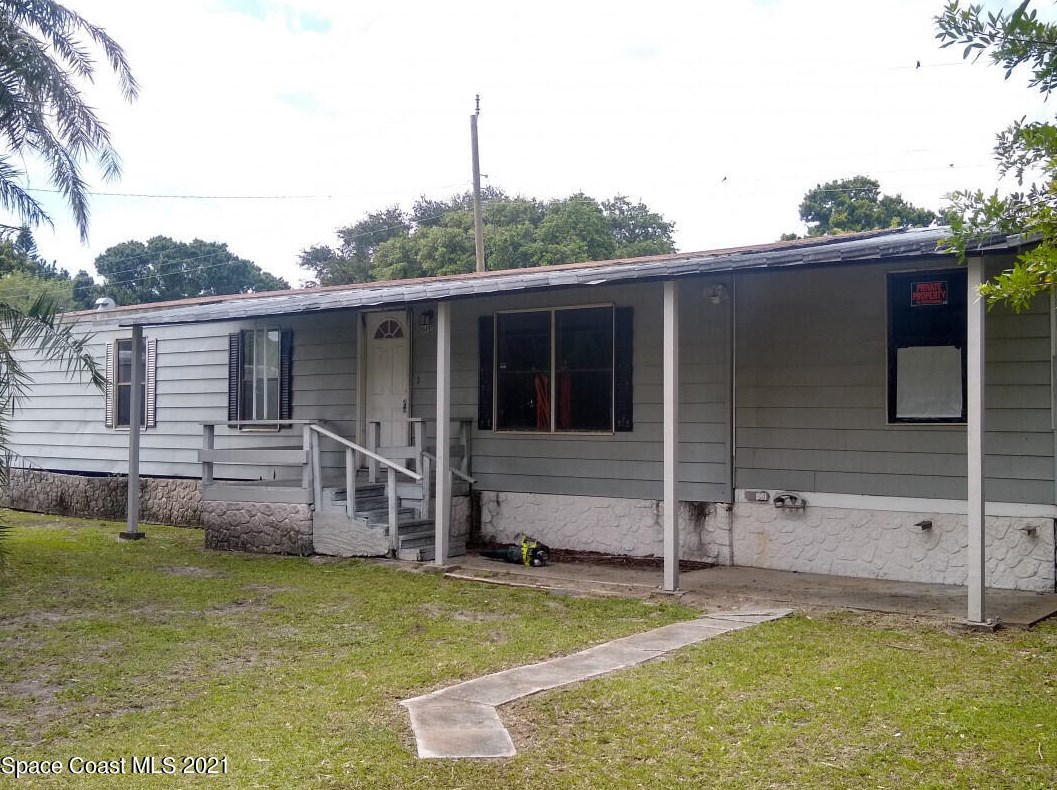 6492 Colony Park Dr, Merritt Island, FL 32953-6851