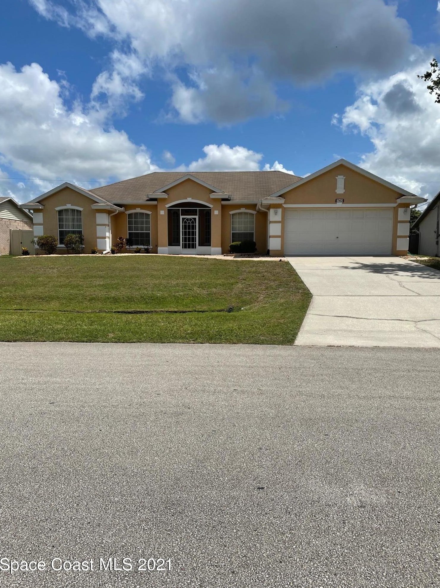 742 Alford St, Melbourne, FL 32909-6515